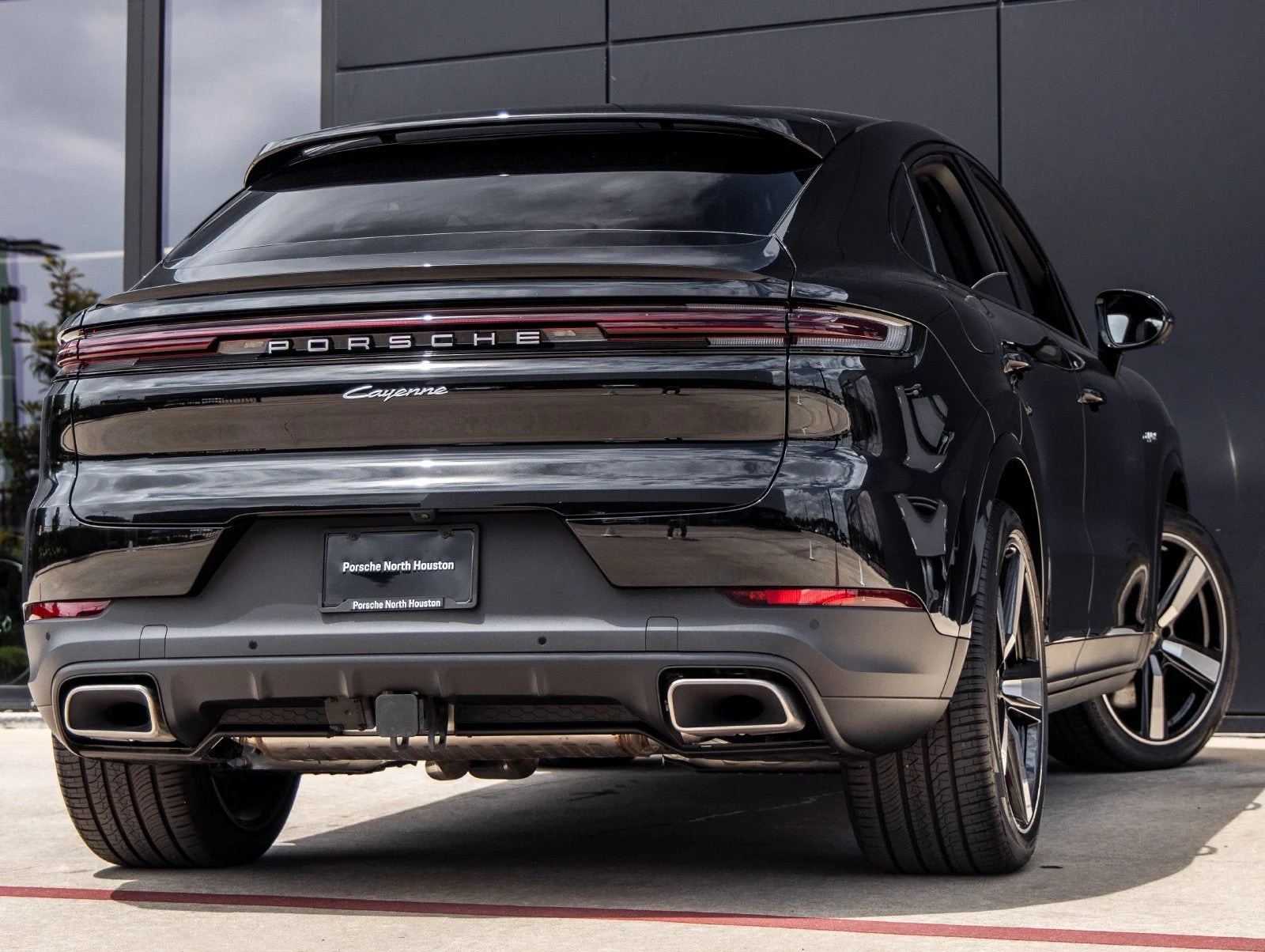 2025 Porsche Cayenne E-Hybrid Coupé (3rd Generation), 11/20