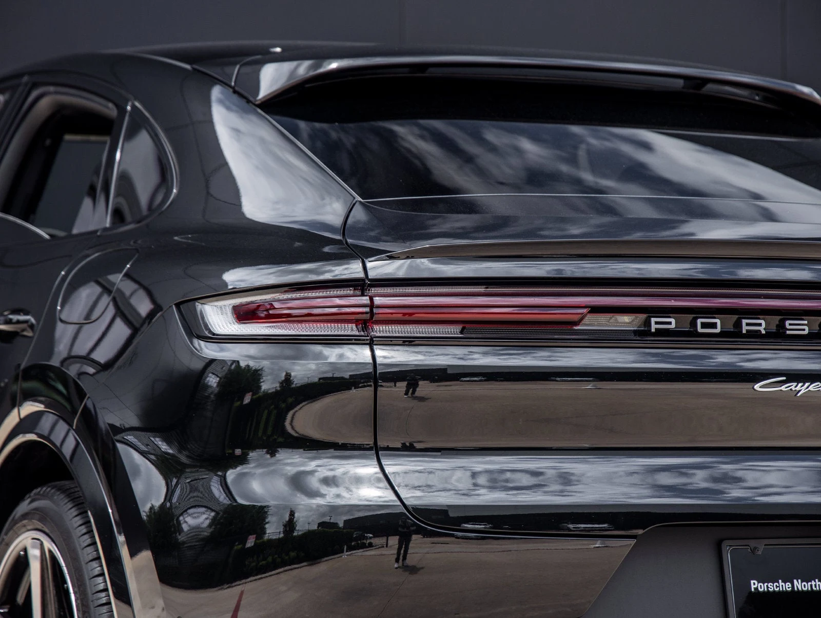 2025 Porsche Cayenne E-Hybrid Coupé (3rd Generation), 14/20