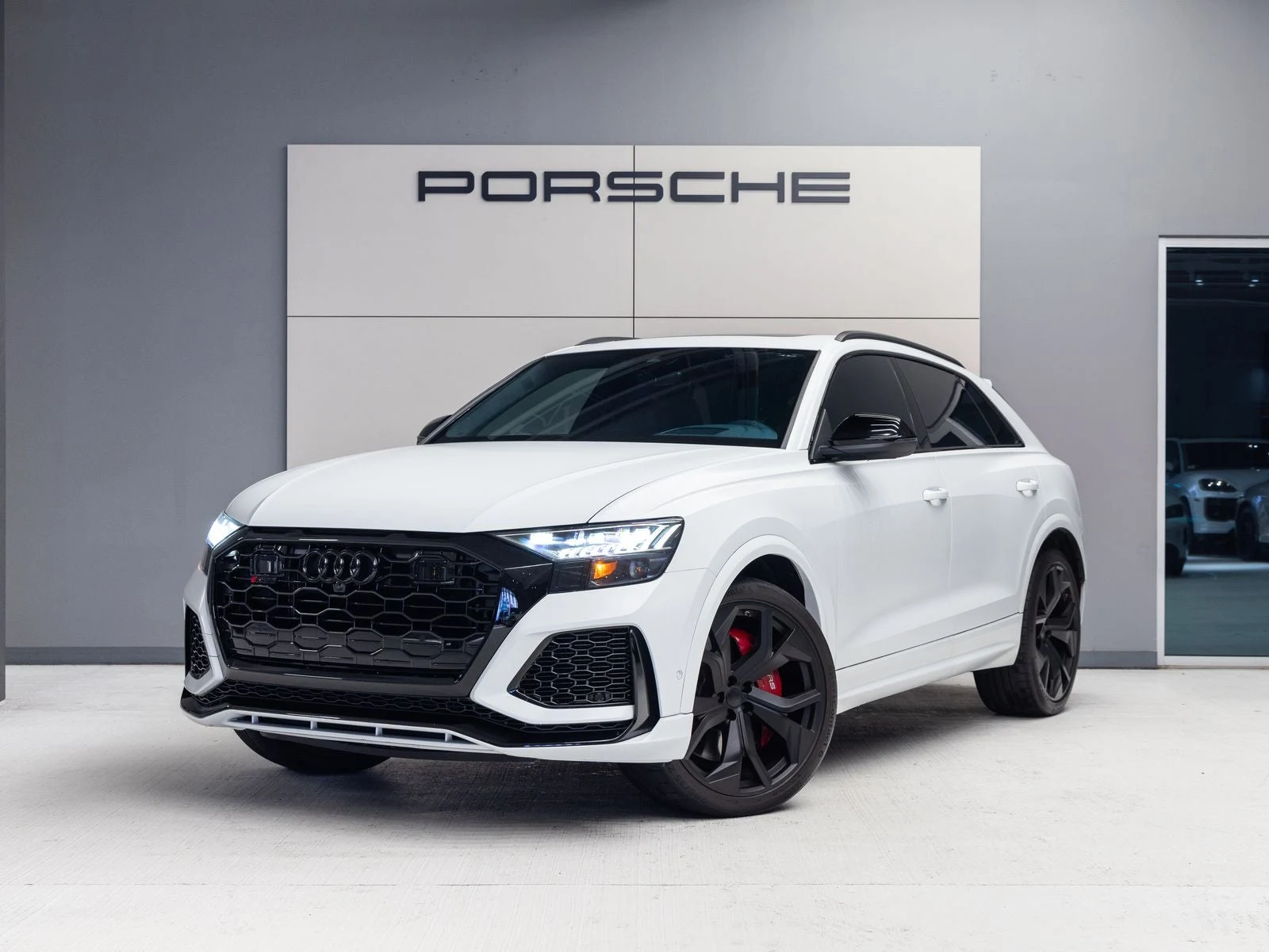 Audi RS Q8 (4M) · Glacier White Metallic · Indigo Auto Group