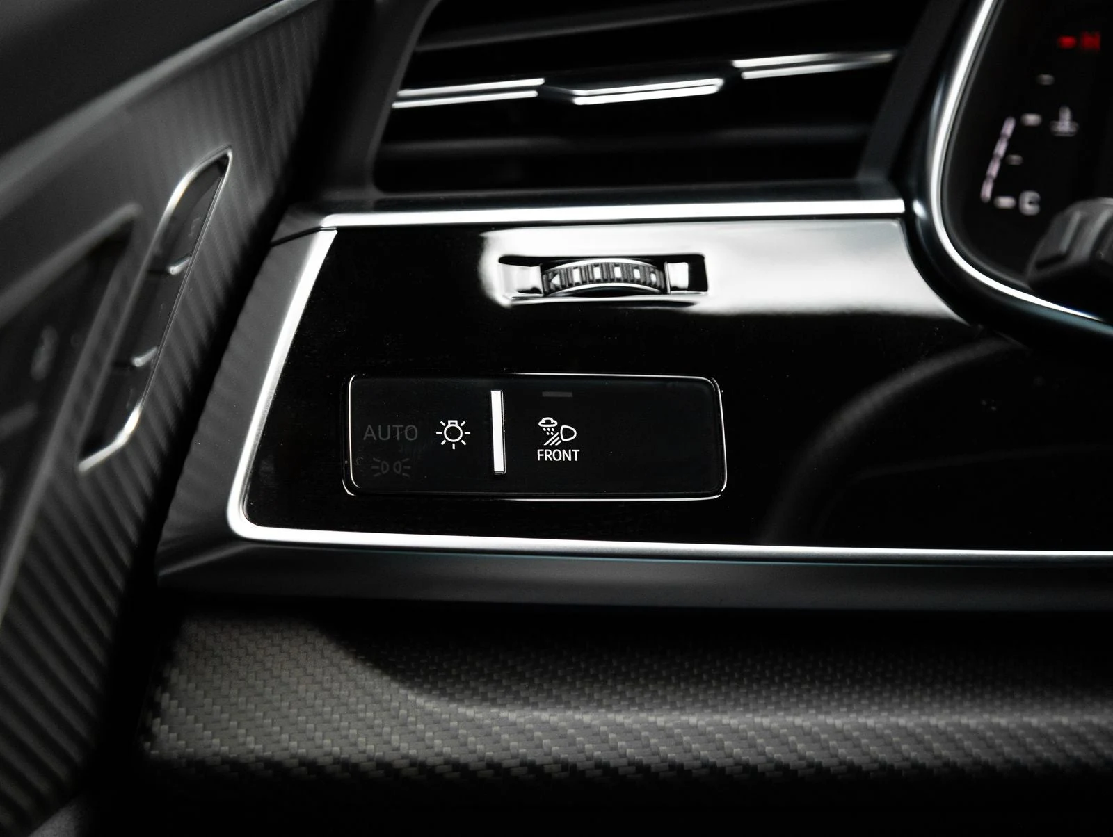 2024 Audi RS Q8 (4M), 17/20