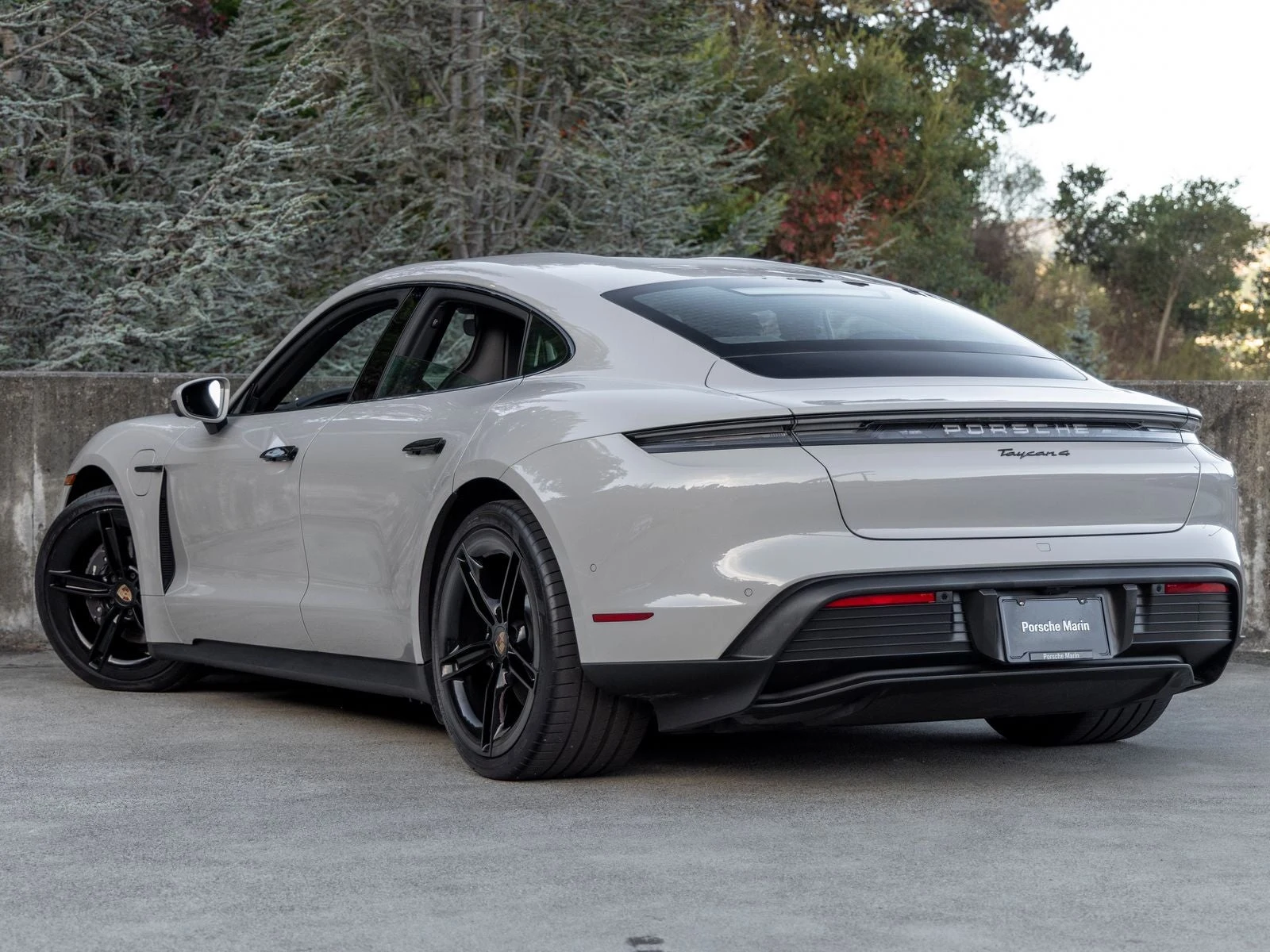 2025 Porsche Taycan 4 Sedan (2025 Update), 3/20