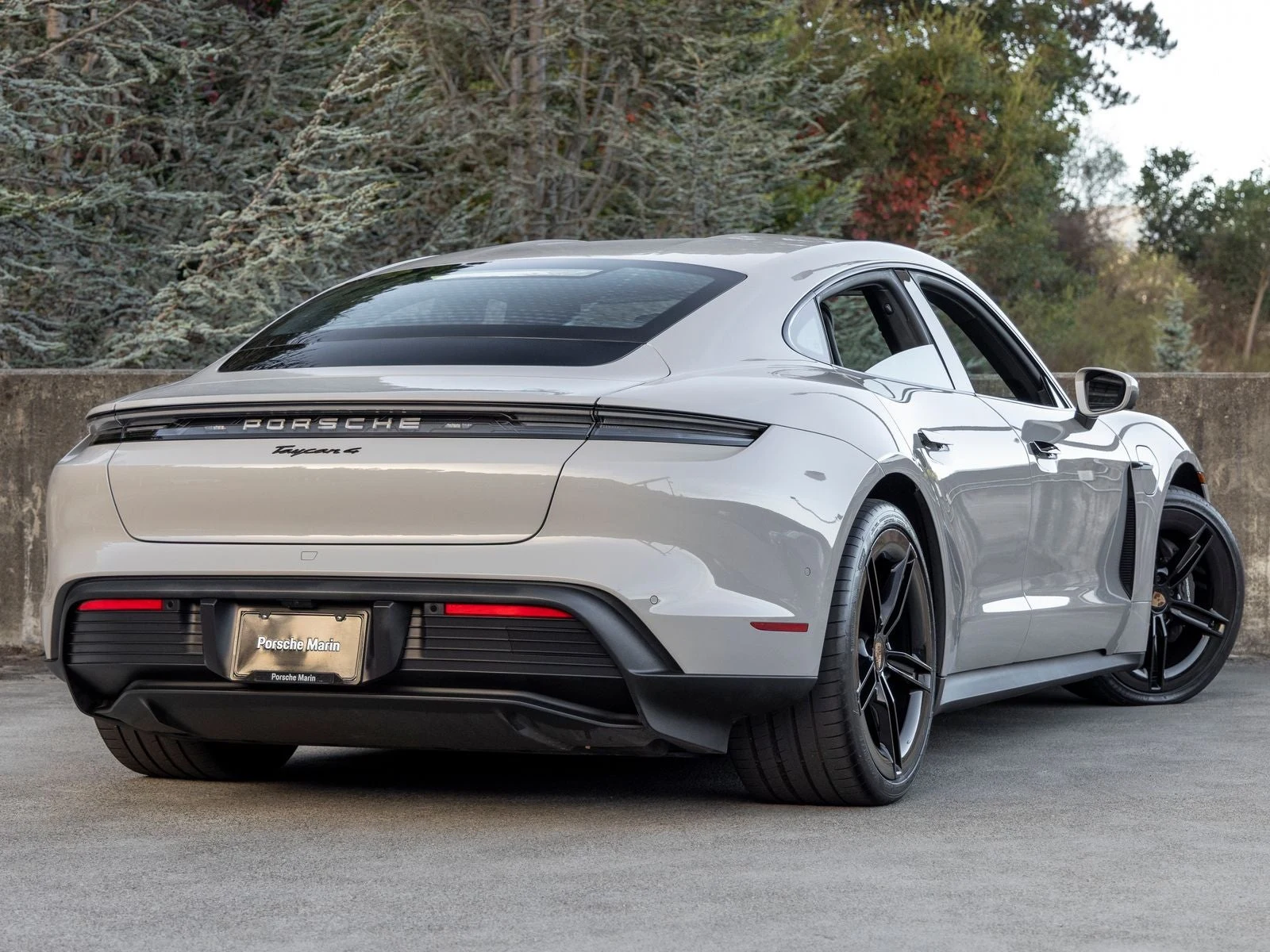 2025 Porsche Taycan 4 Sedan (2025 Update), 11/20