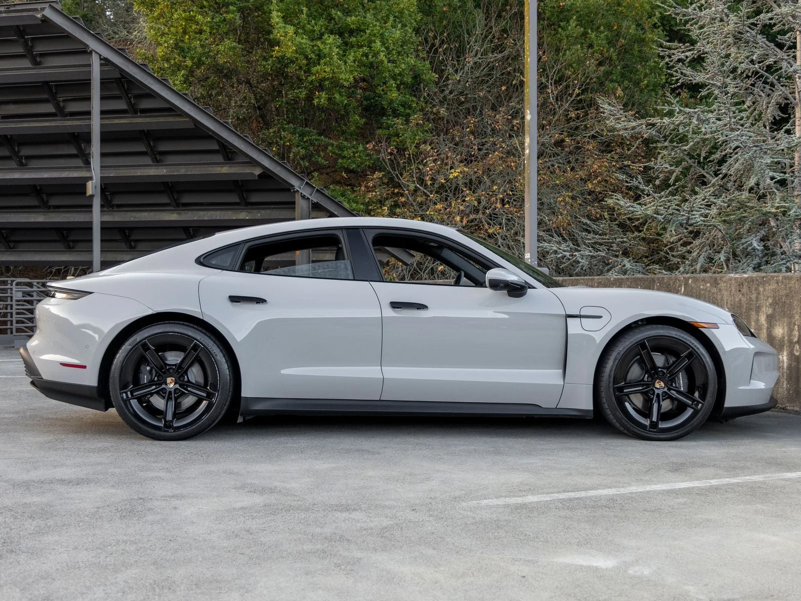 2025 Porsche Taycan 4 Sedan (2025 Update), 12/20