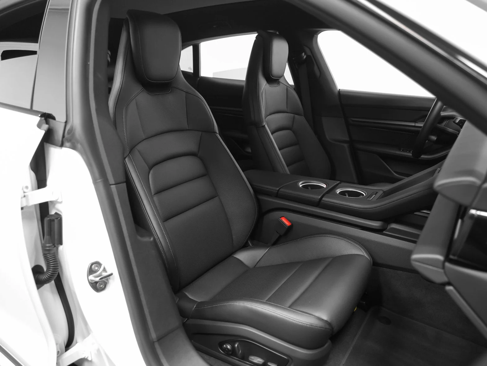 2025 Porsche Taycan 4 Cross Turismo (2025 Update), 20/20