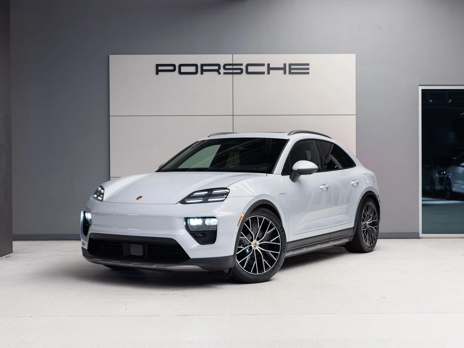 Porsche Macan 4 Electric (XAB) · Ice Grey Metallic · Indigo Auto Group