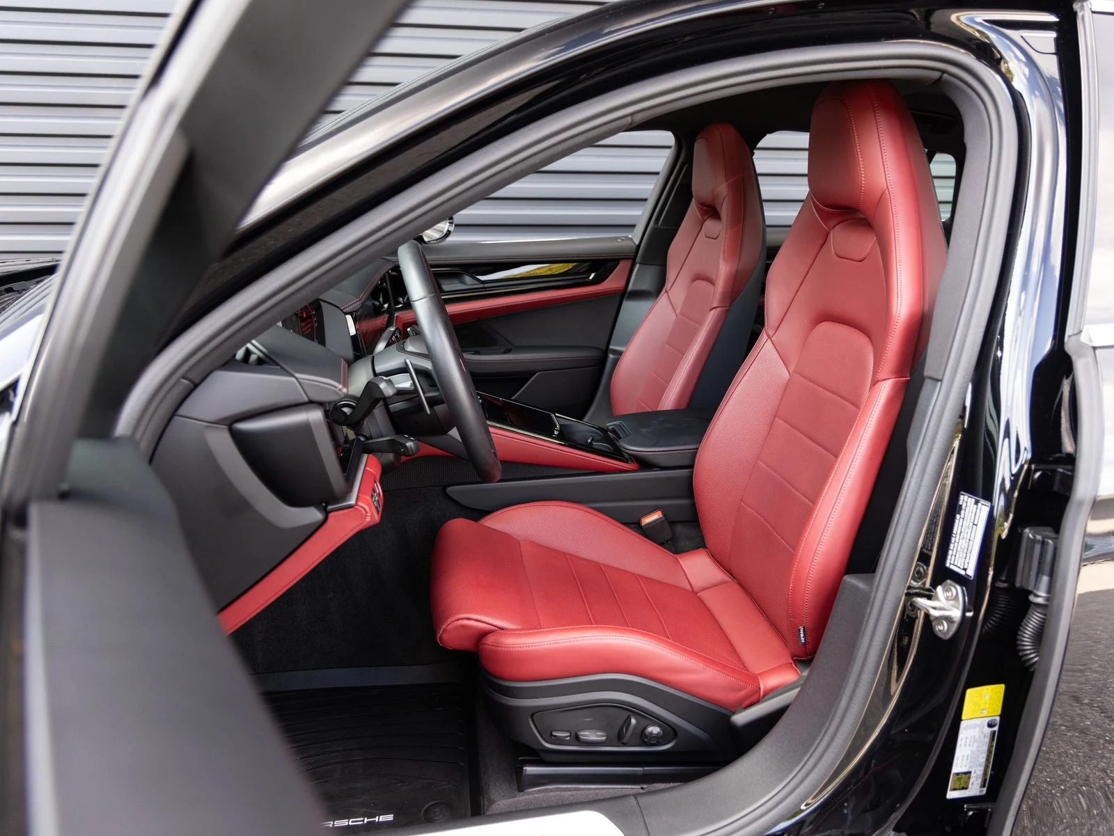 2025 Porsche Panamera (976), 5/20