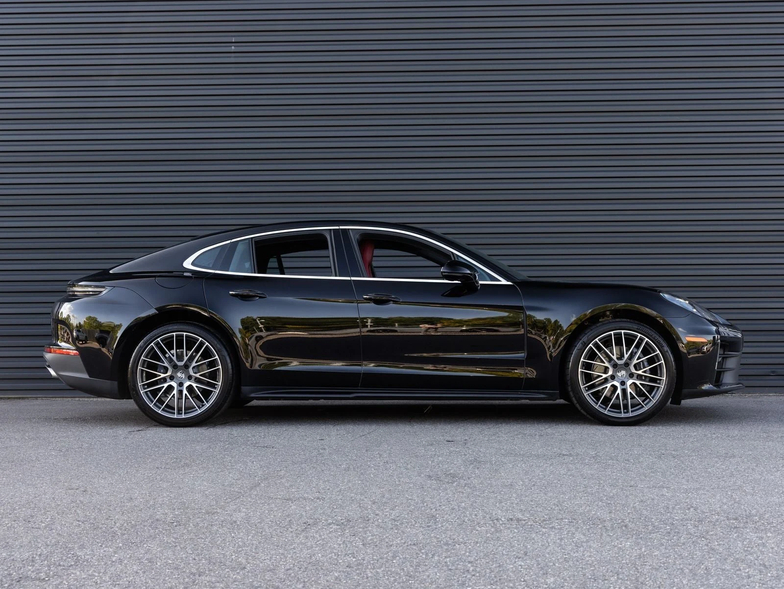 2025 Porsche Panamera (976), 8/20