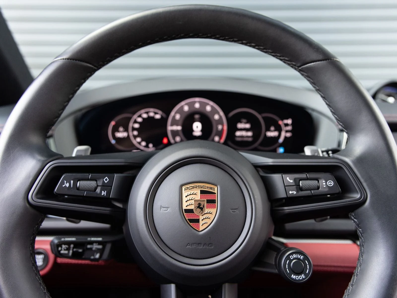 2025 Porsche Panamera (976), 14/20