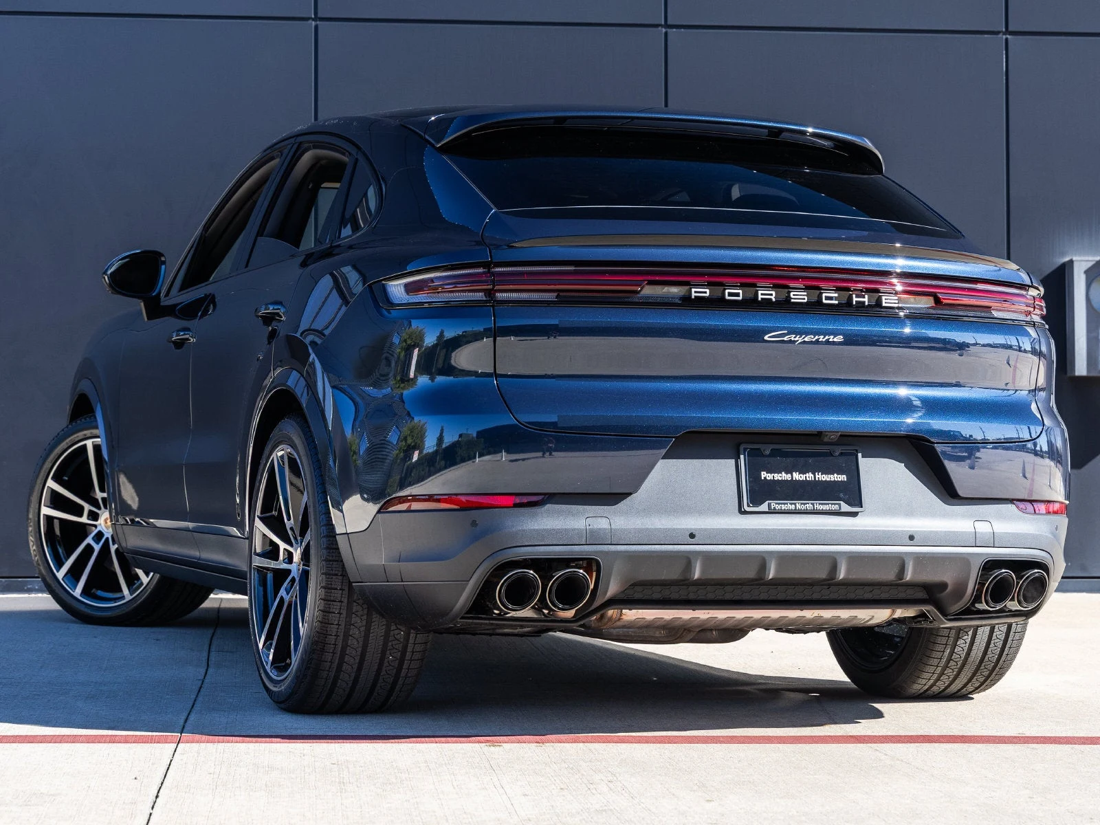 2026 Porsche Cayenne Coupé (3rd Generation), 3/20