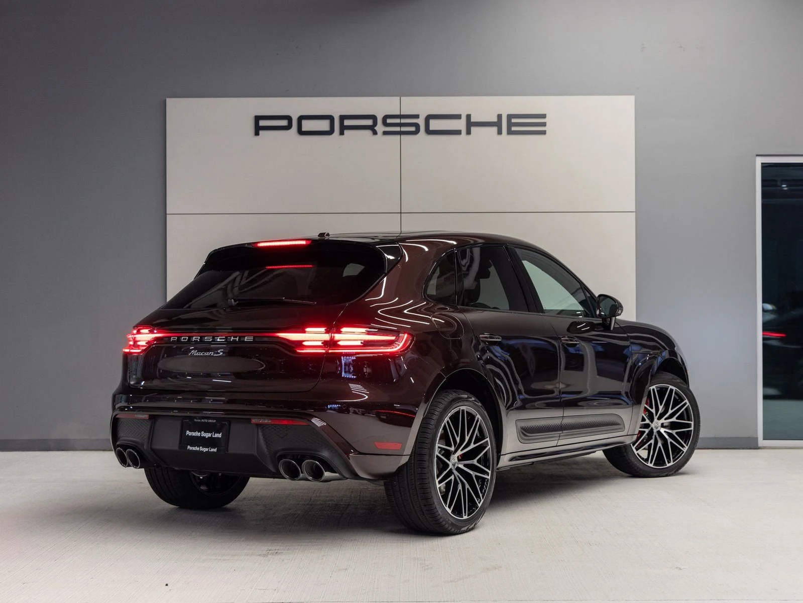 2026 Porsche Macan S (95B), 7/20