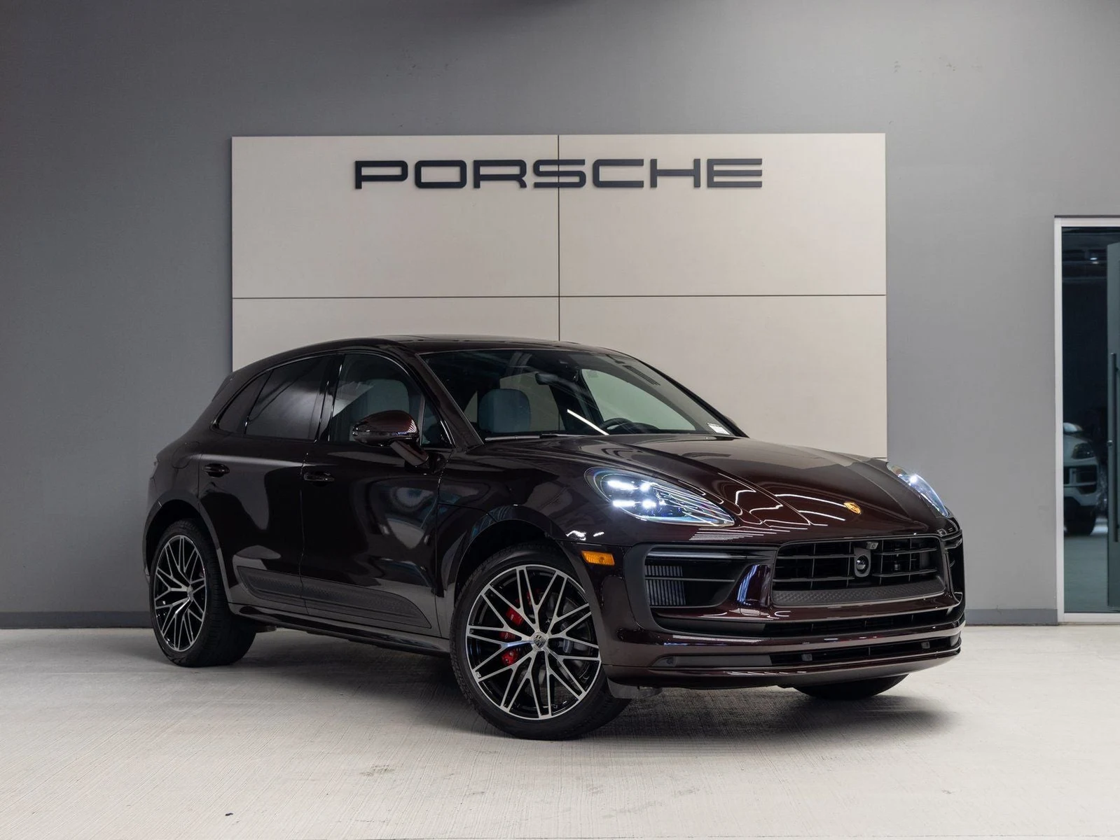 2026 Porsche Macan S (95B), 9/20