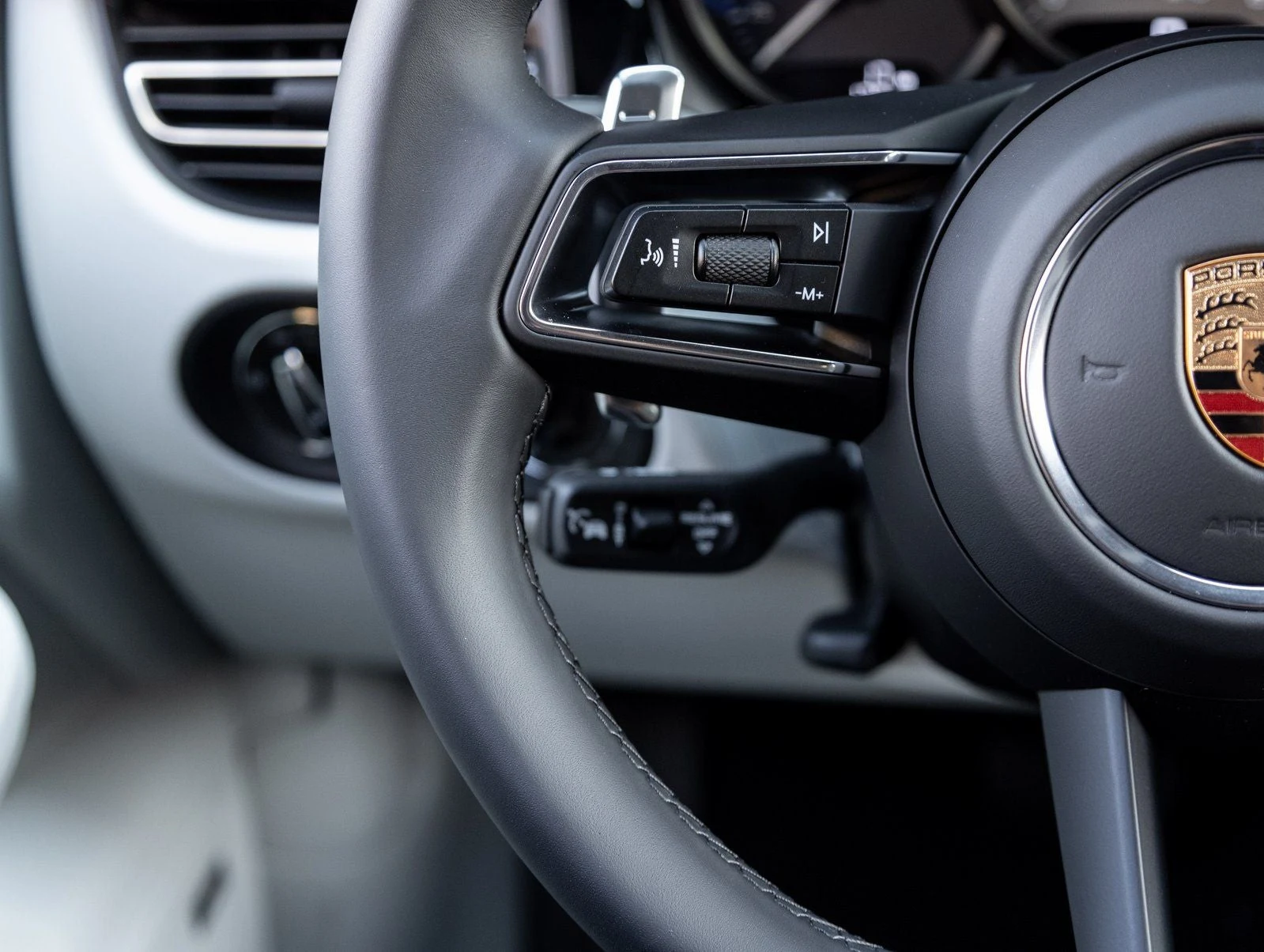 2026 Porsche Macan S (95B), 15/20