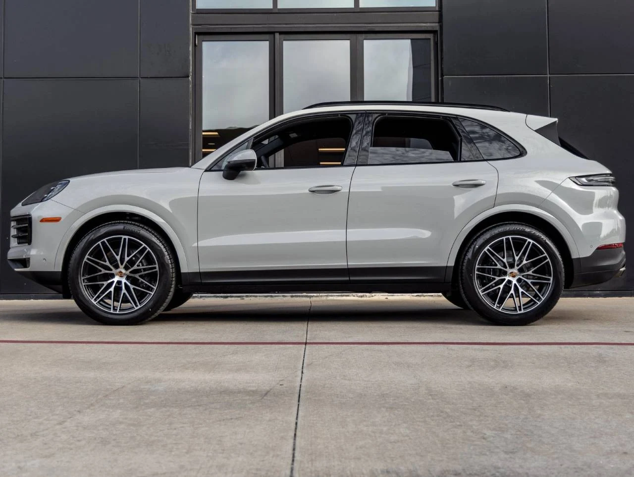 2026 Porsche Cayenne (3rd Generation), 2/20