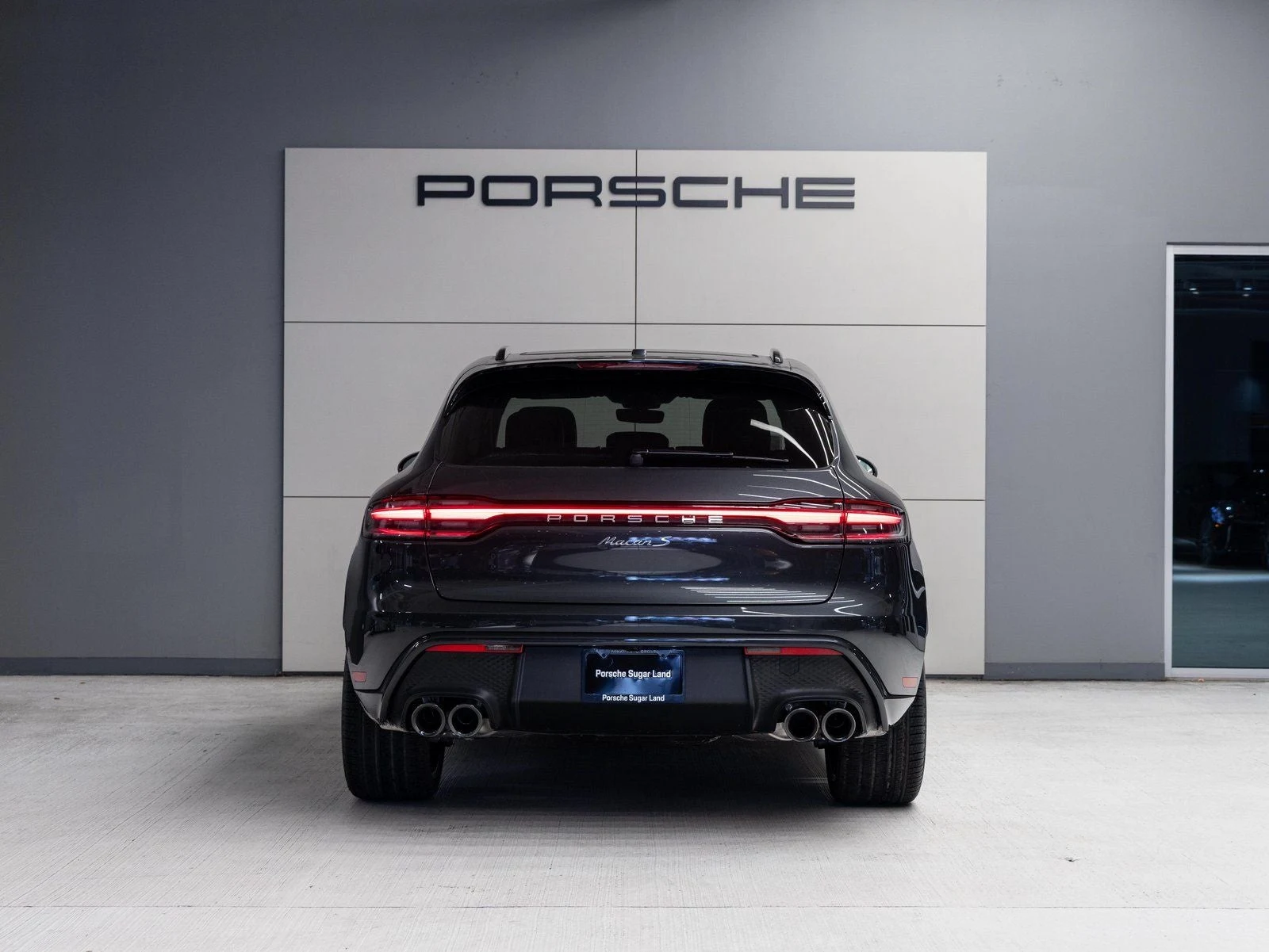 2026 Porsche Macan S (95B), 6/20