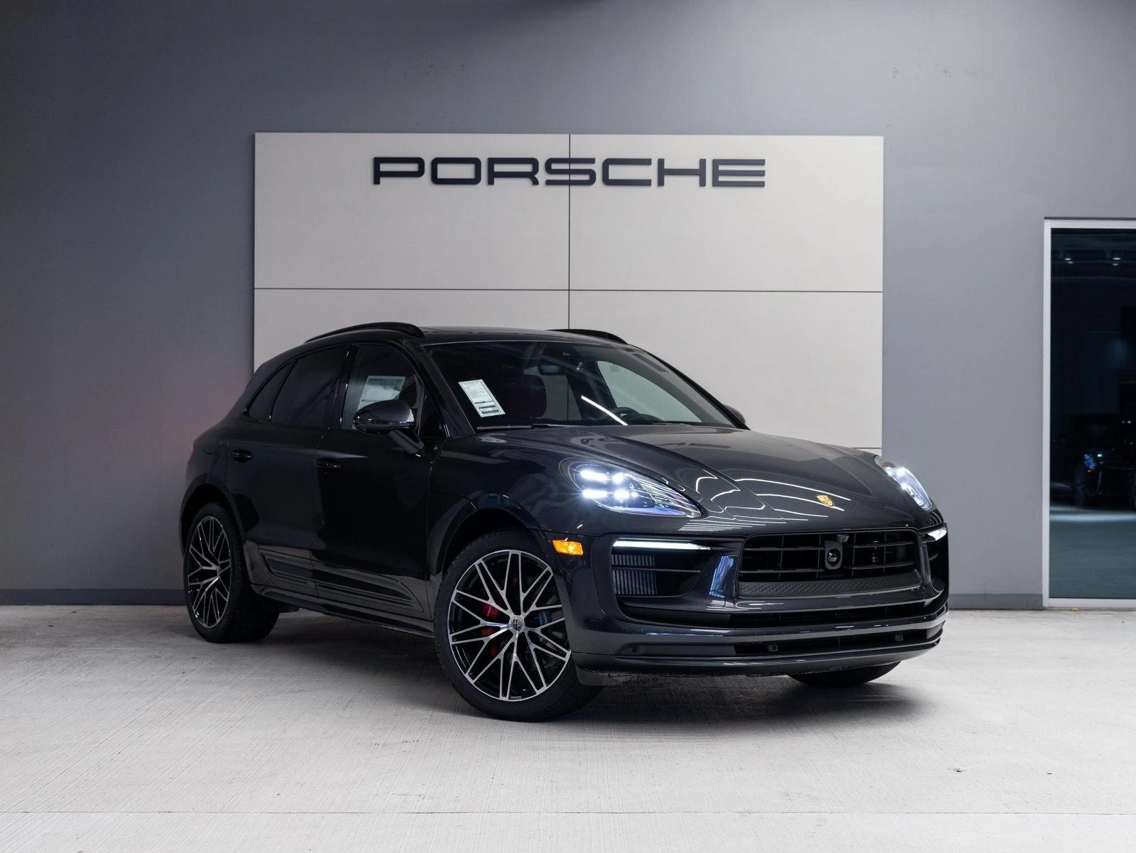 2026 Porsche Macan S (95B), 9/20