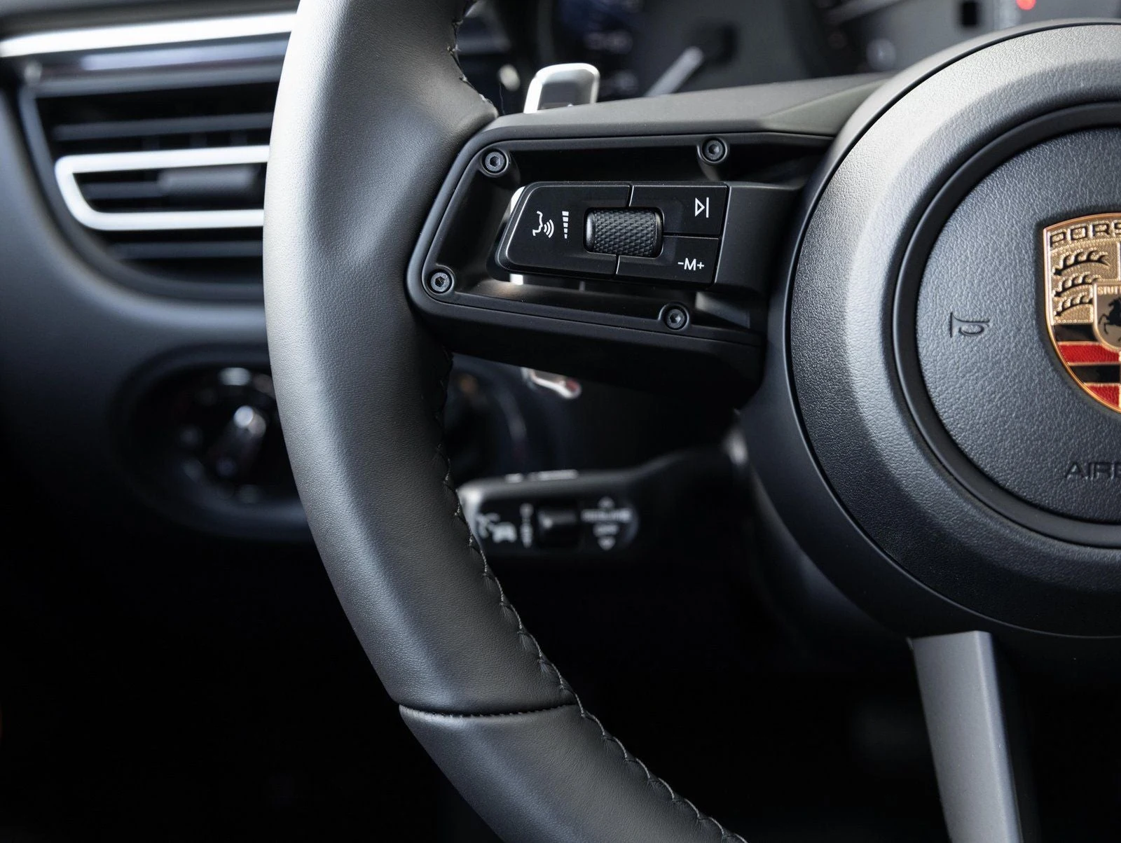 2026 Porsche Macan S (95B), 15/20