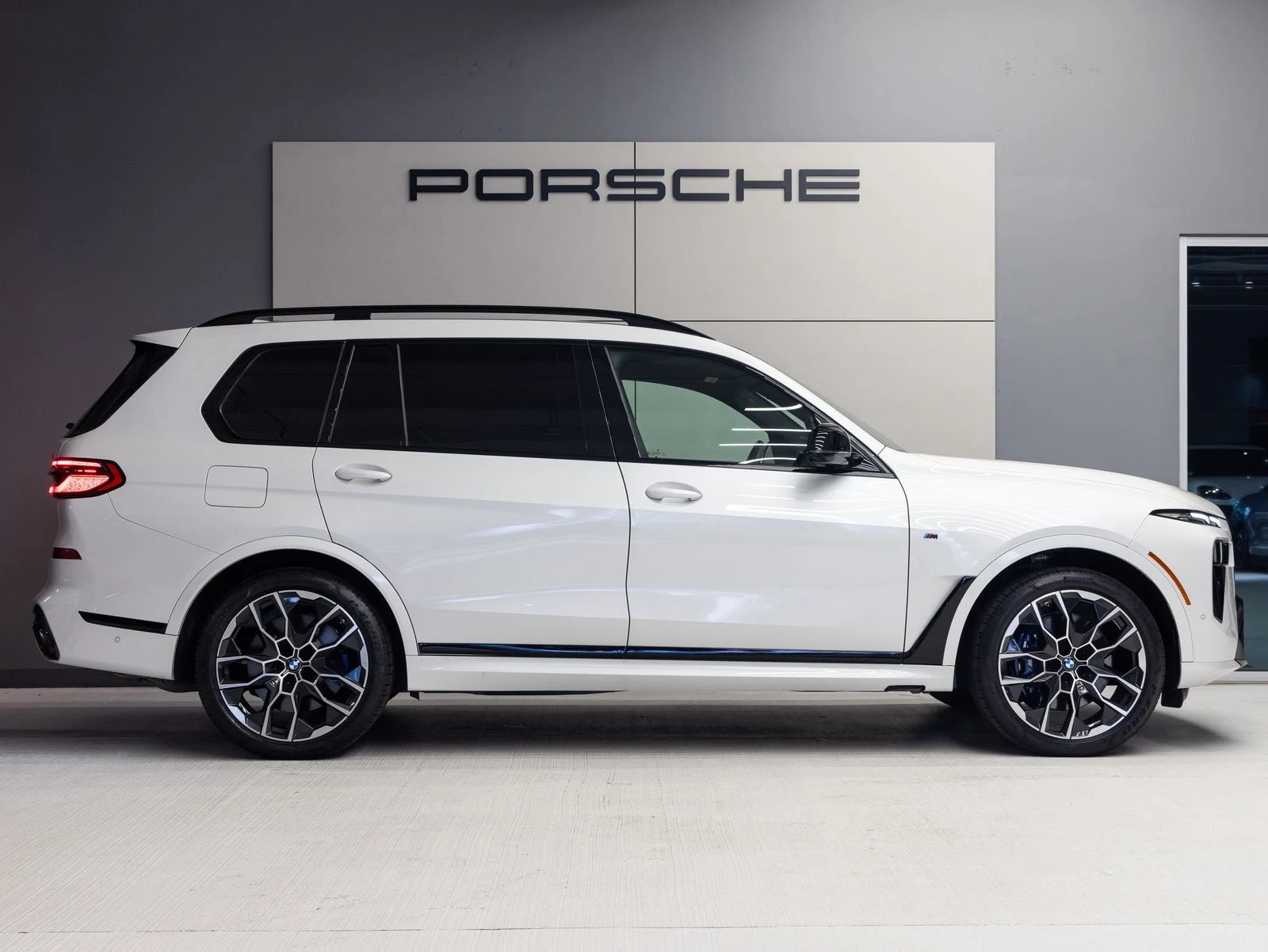 2026 BMW X7 M60i (G07), 8/20