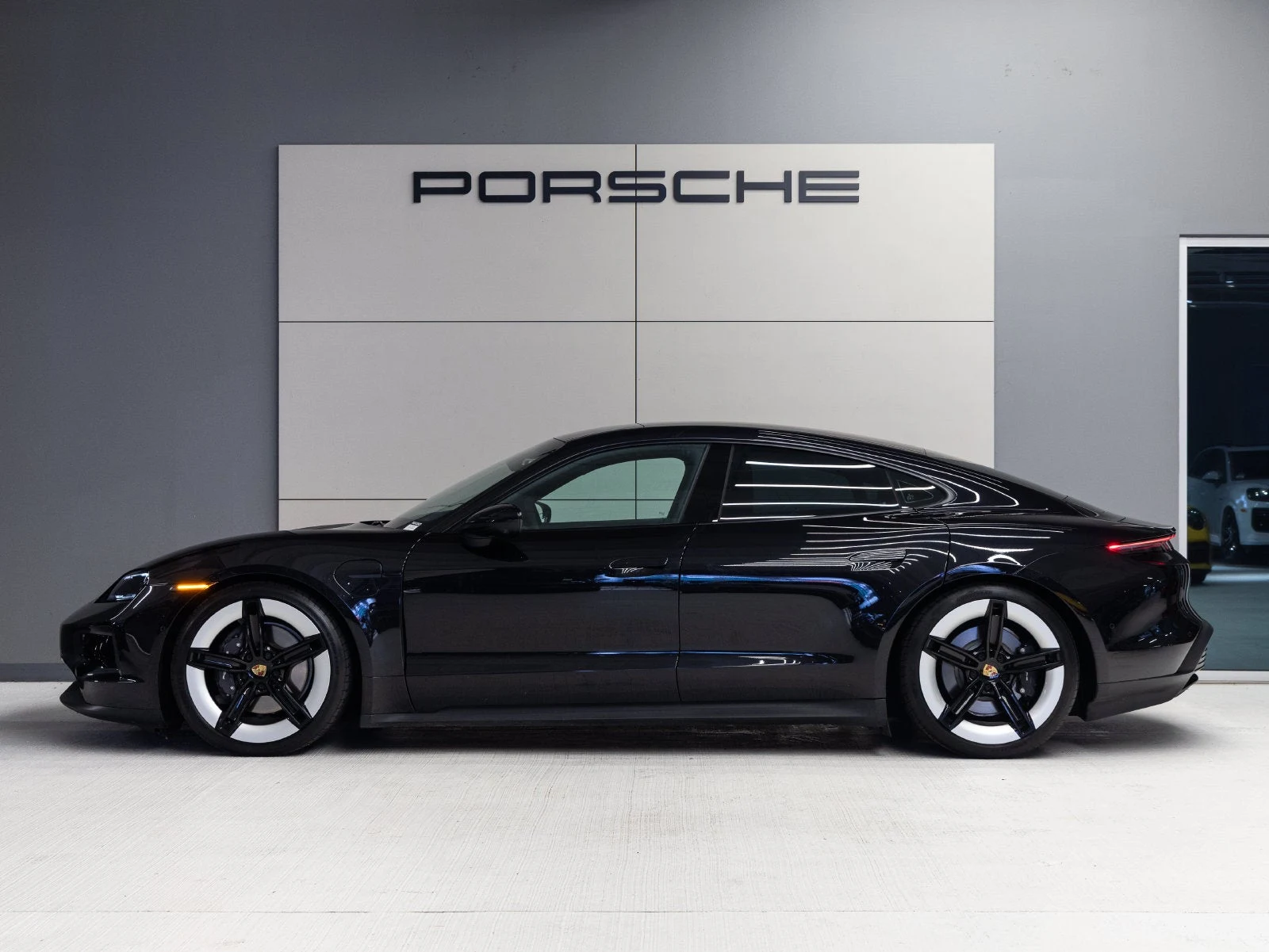 2025 Porsche Taycan 4 Sedan (2025 Update), 2/20