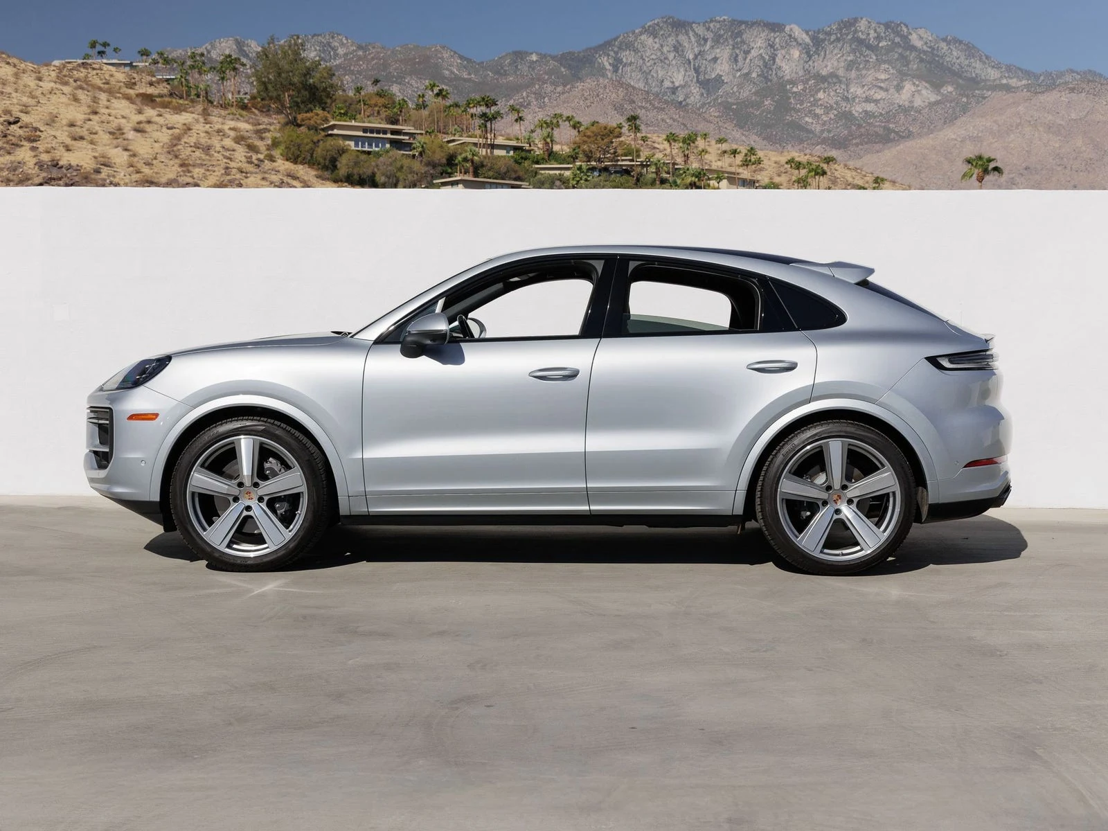 2026 Porsche Cayenne Coupé (3rd Generation), 2/20