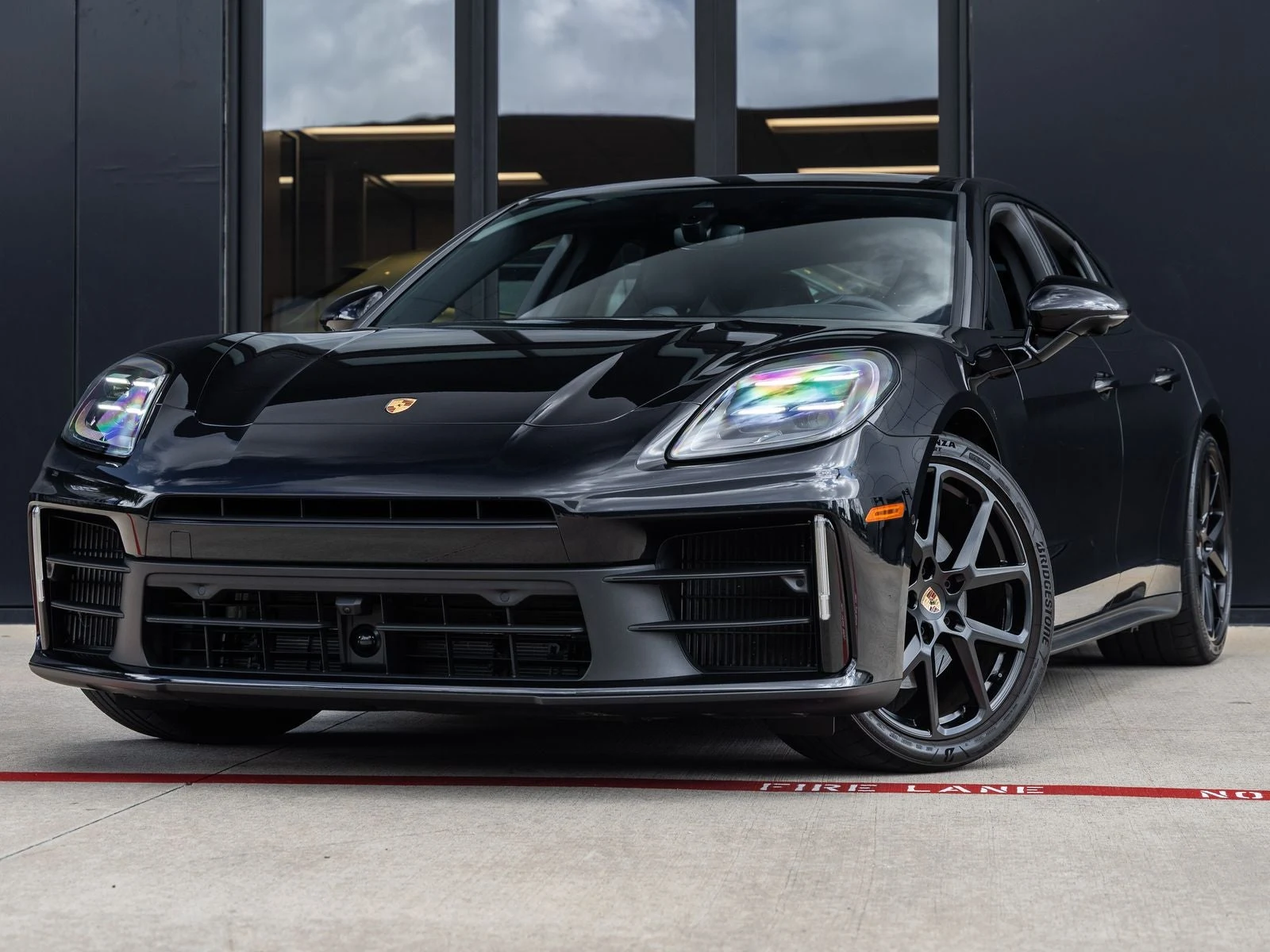 Porsche Panamera (976) · Jet Black Metallic · Indigo Auto Group