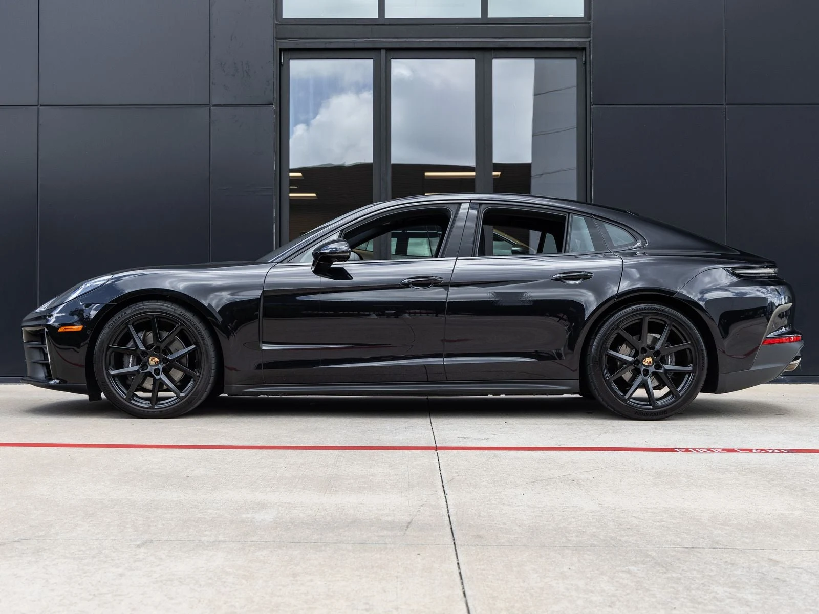 2025 Porsche Panamera (976), 2/20