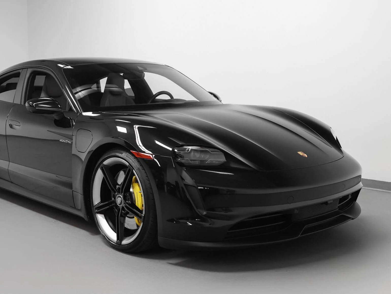 2024 Porsche Taycan 4S (Original Version), 8/20