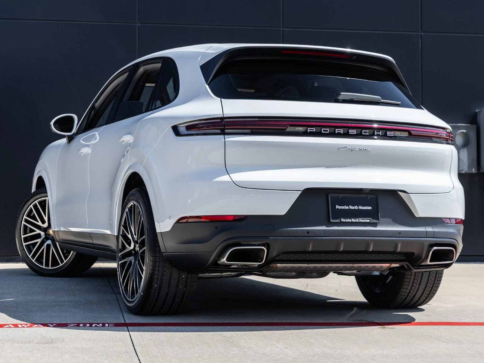 2026 Porsche Cayenne (3rd Generation), 3/20