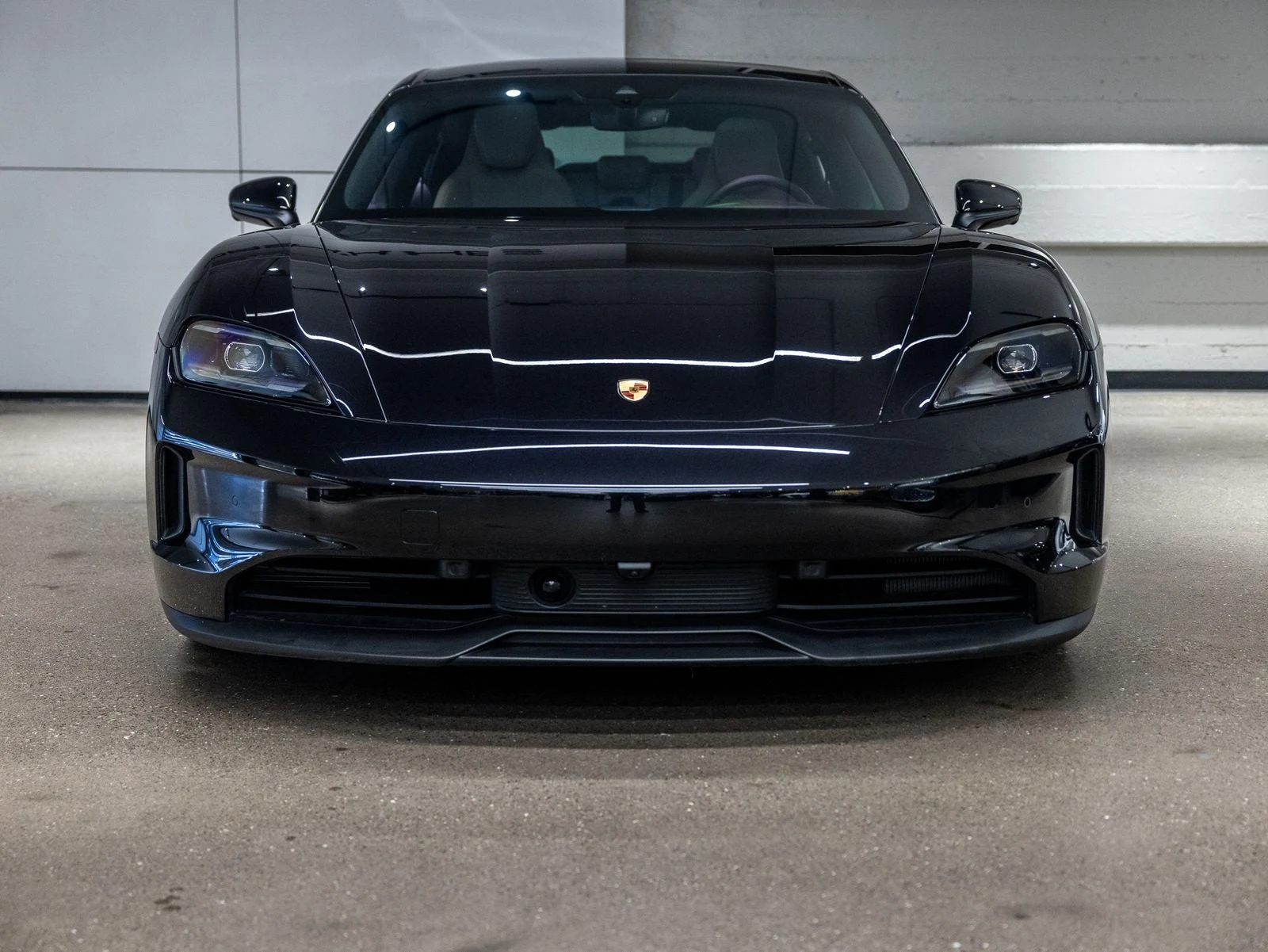 2025 Porsche Taycan Sedan (2025 Update), 11/20