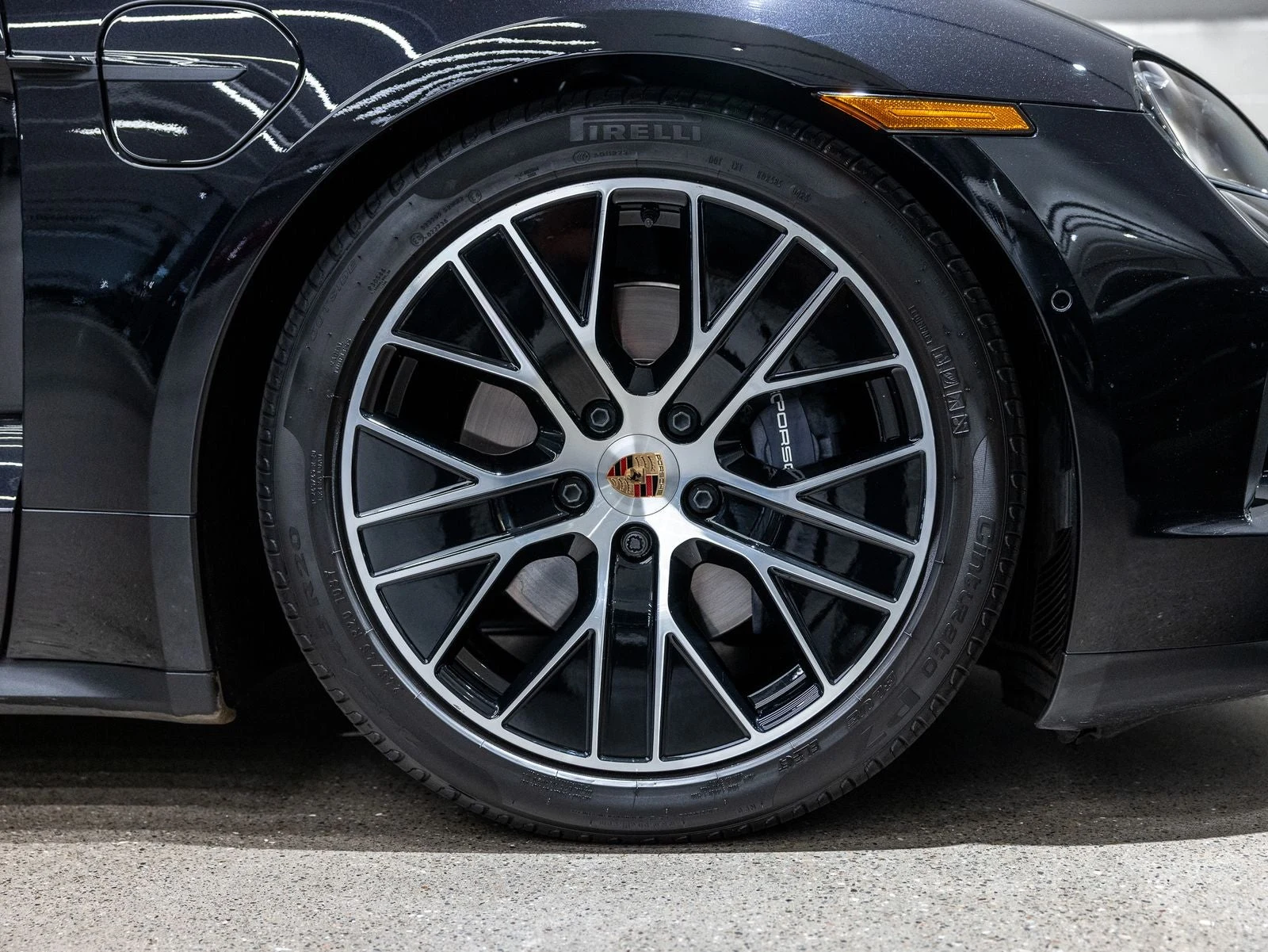 2025 Porsche Taycan Sedan (2025 Update), 20/20