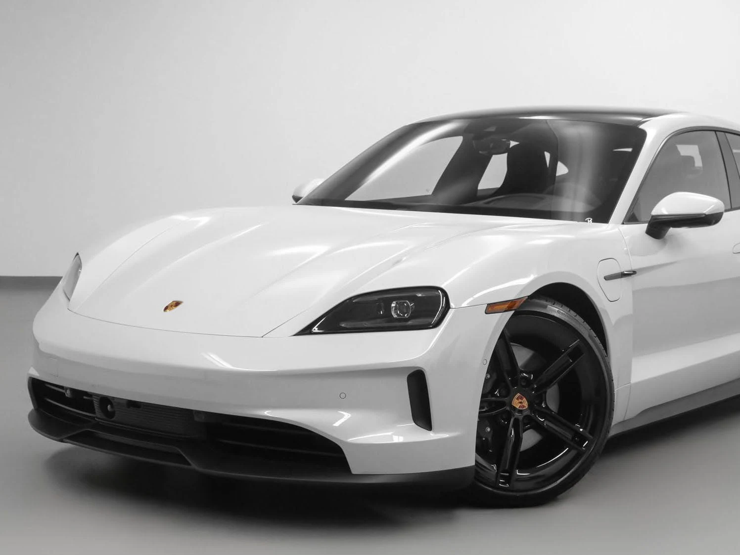 2025 Porsche Taycan Sedan (2025 Update), 7/20
