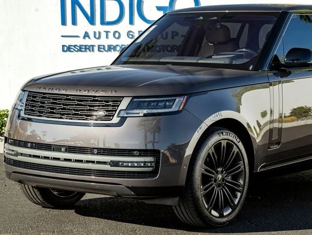 2023 Land Rover Range Rover Autobiography LWB 7 Passenger (L460), 2/20