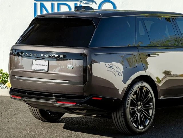 2023 Land Rover Range Rover Autobiography LWB 7 Passenger (L460), 7/20