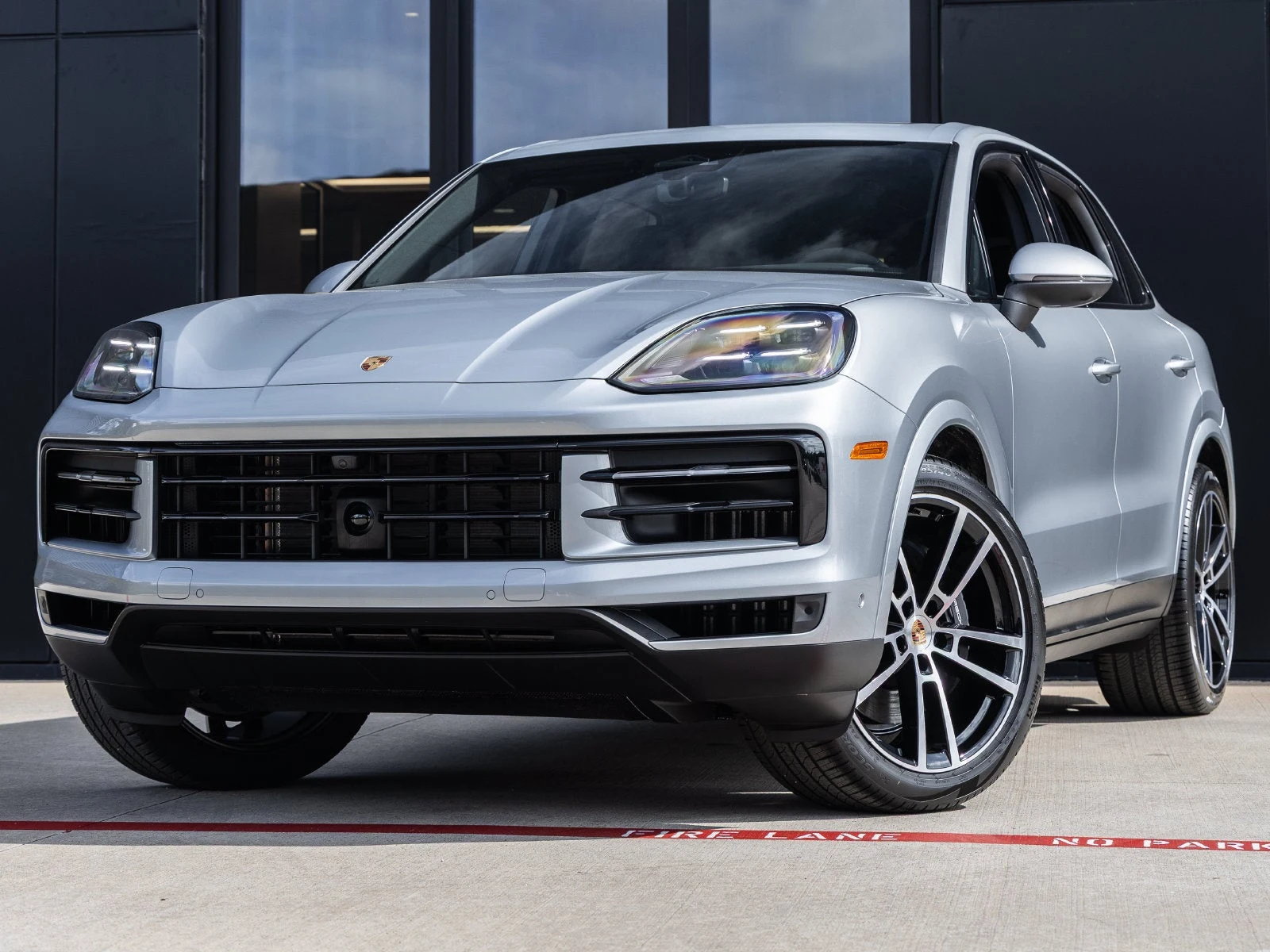Porsche Cayenne (3rd Generation) · Dolomite Silver Metallic · Indigo Auto Group