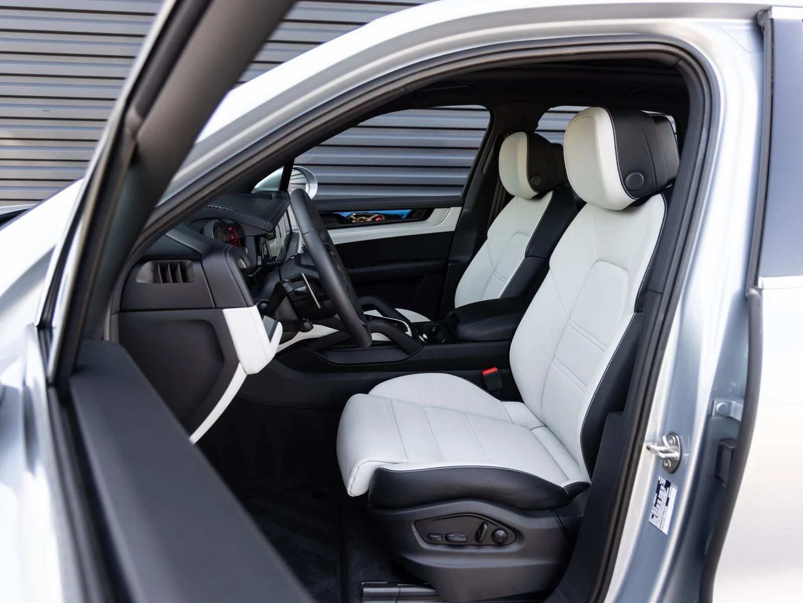 2025 Porsche Cayenne (3rd Generation), 5/20