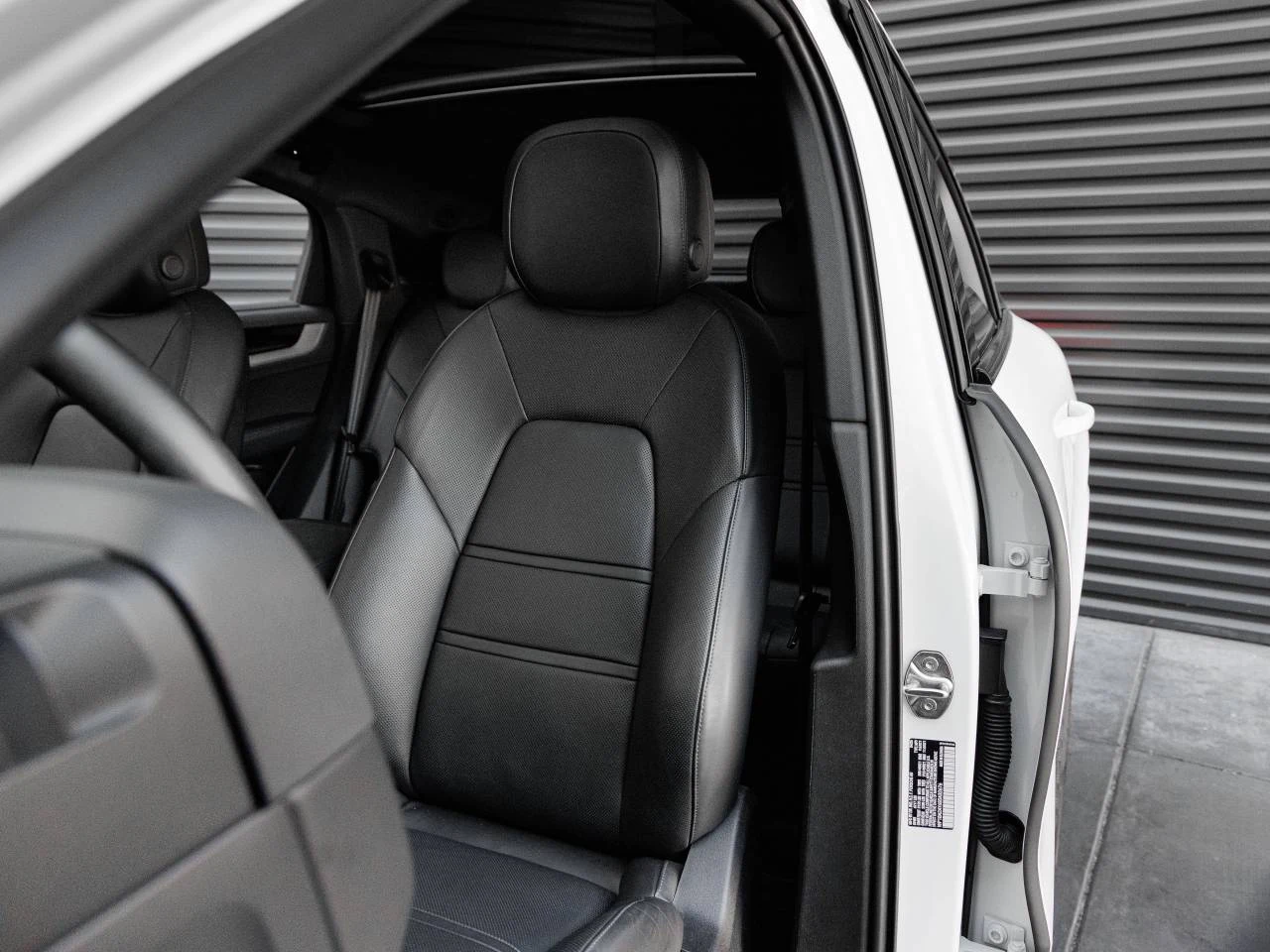 2025 Porsche Cayenne Coupé (3rd Generation), 5/20