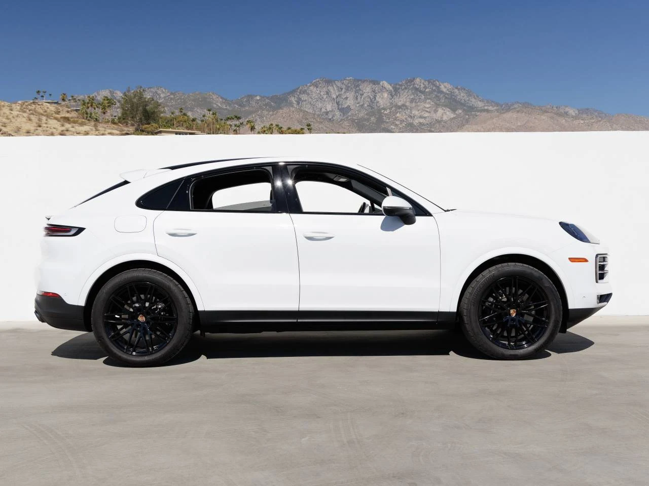 2025 Porsche Cayenne Coupé (3rd Generation), 8/20