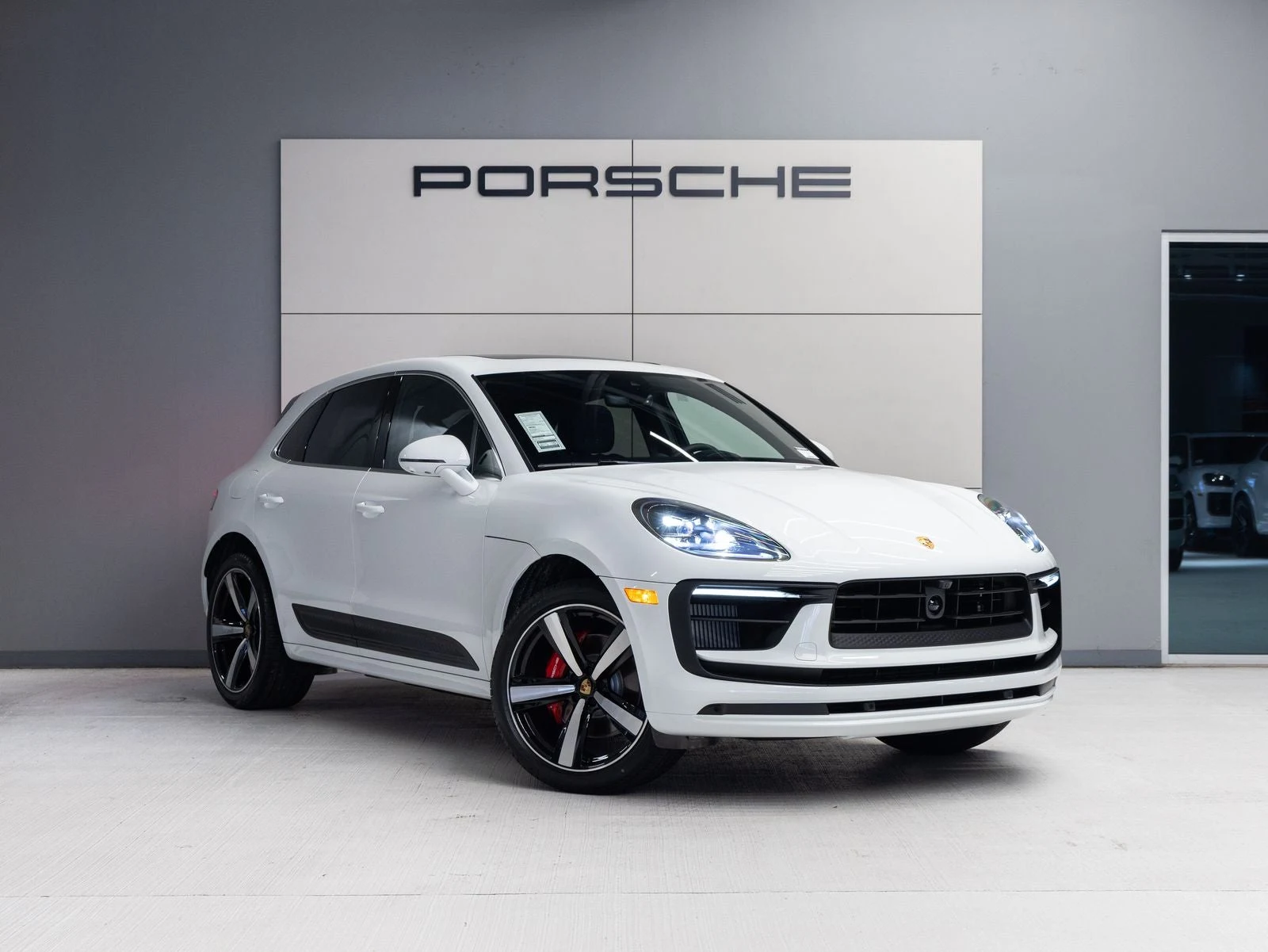 2026 Porsche Macan S (95B), 9/20