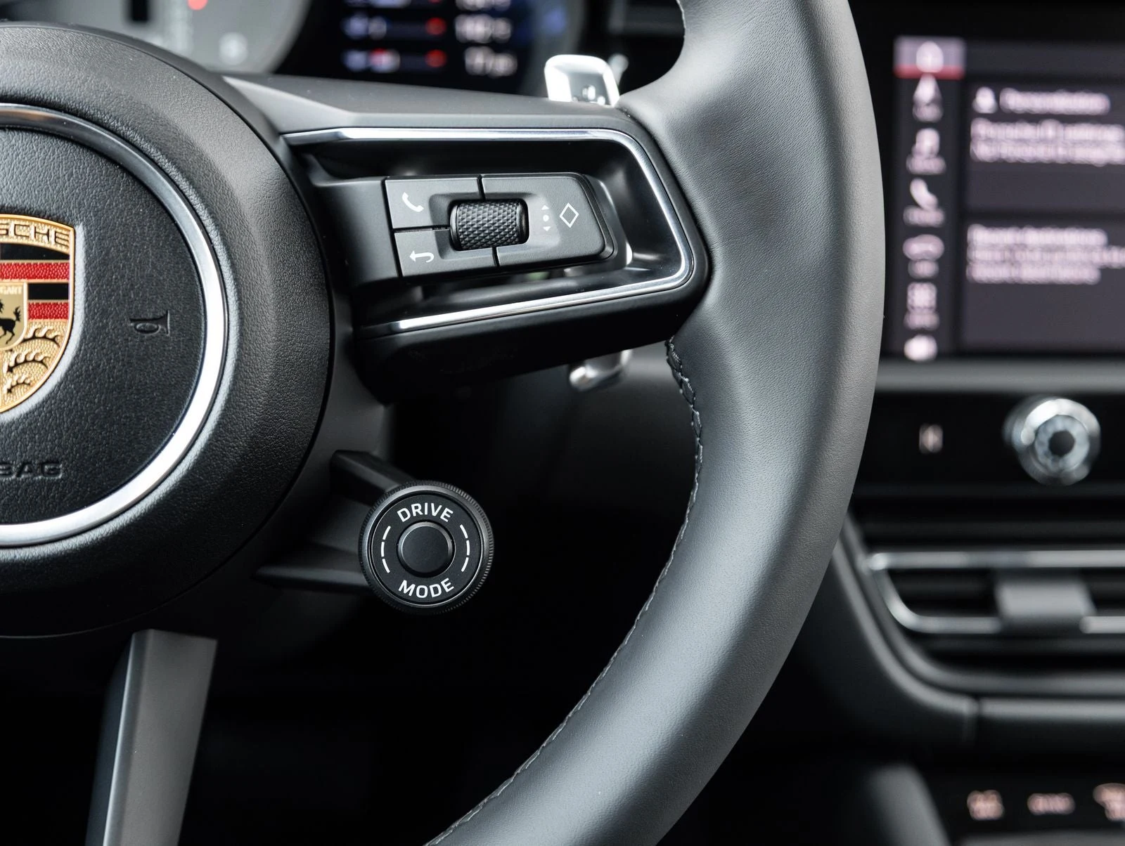 2026 Porsche Macan S (95B), 16/20