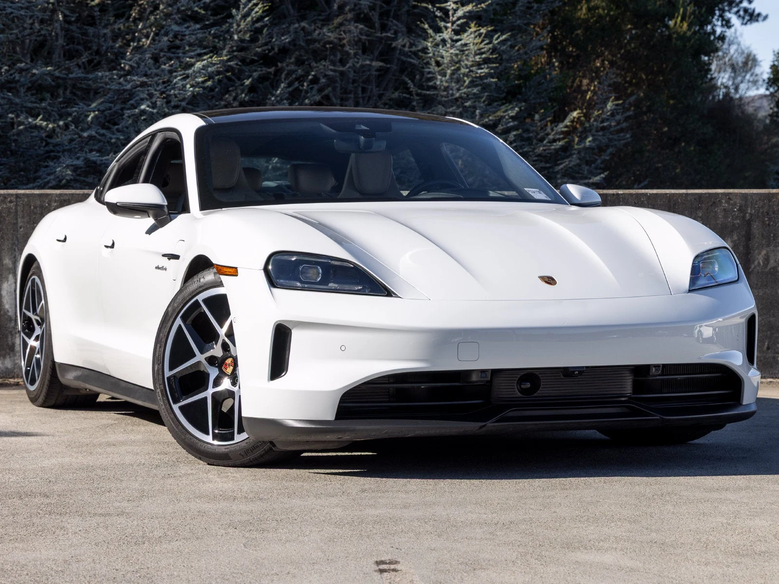 2025 Porsche Taycan Sedan (2025 Update), 6/20