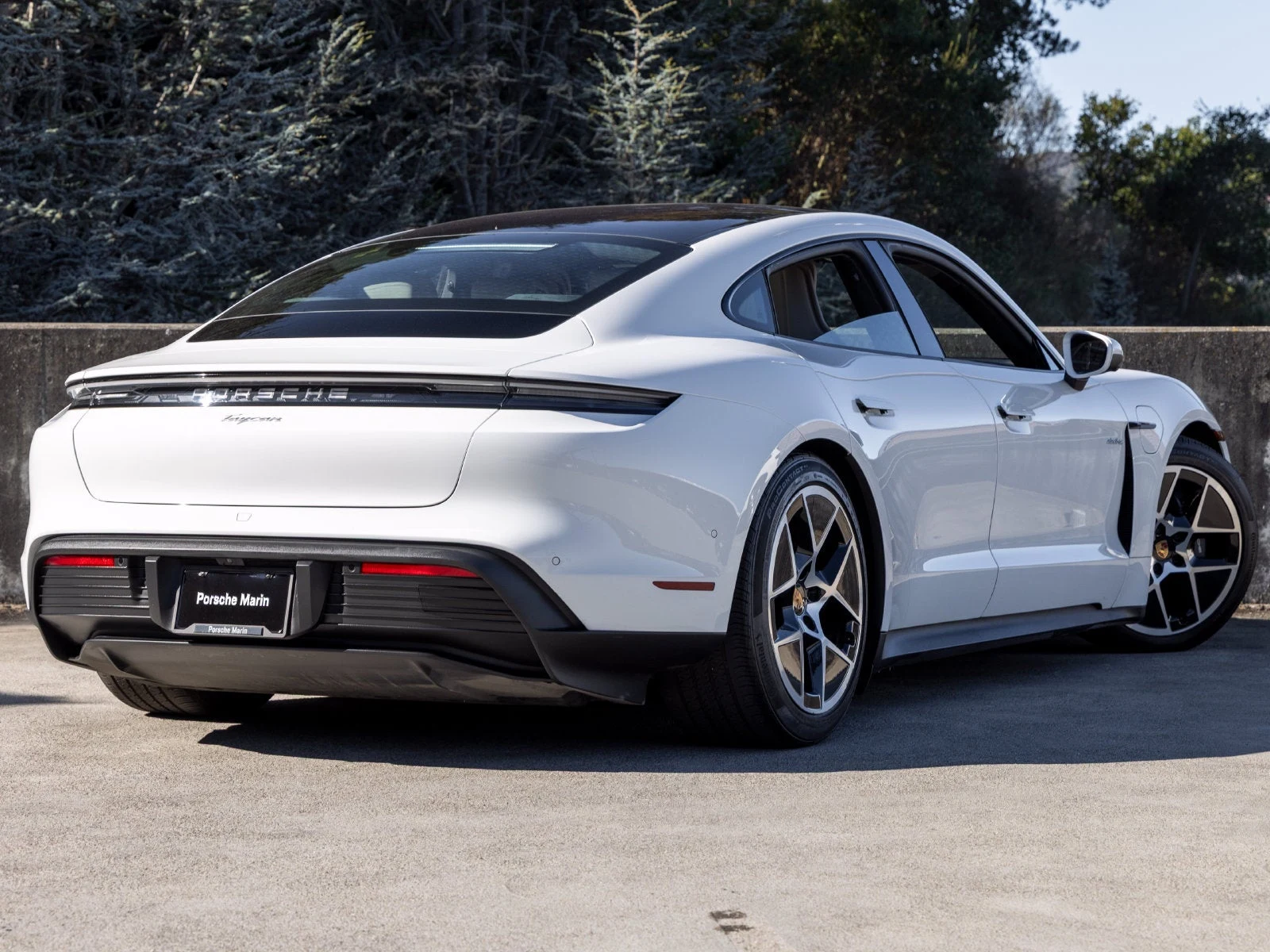 2025 Porsche Taycan Sedan (2025 Update), 11/20