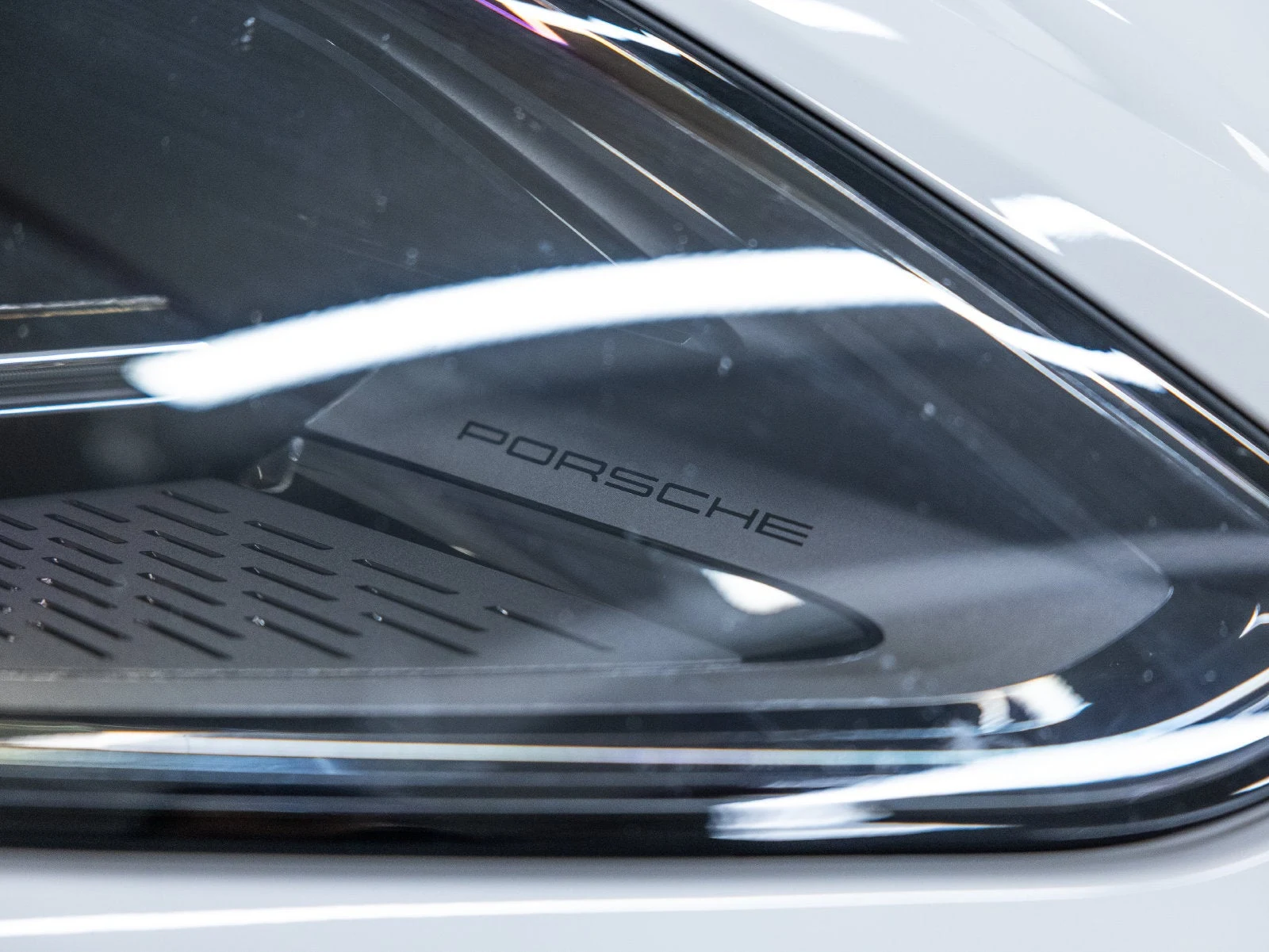 2024 Porsche Cayenne E-Hybrid Coupé (3rd Generation), 10/20