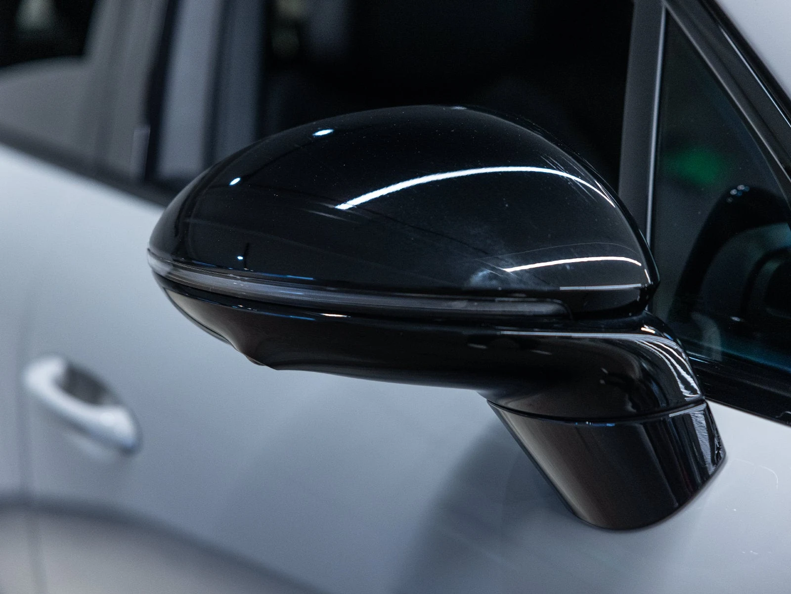 2024 Porsche Cayenne E-Hybrid Coupé (3rd Generation), 11/20