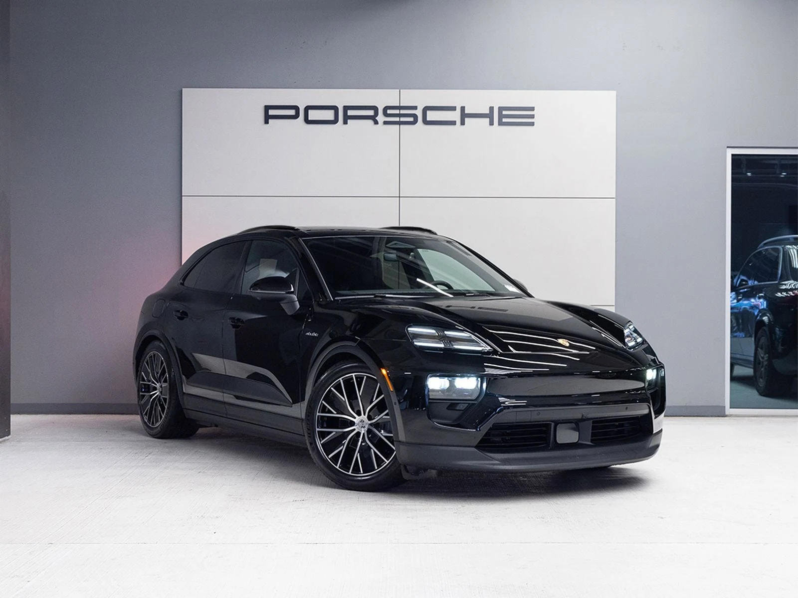 2026 Porsche Macan 4 Electric (XAB), 9/20