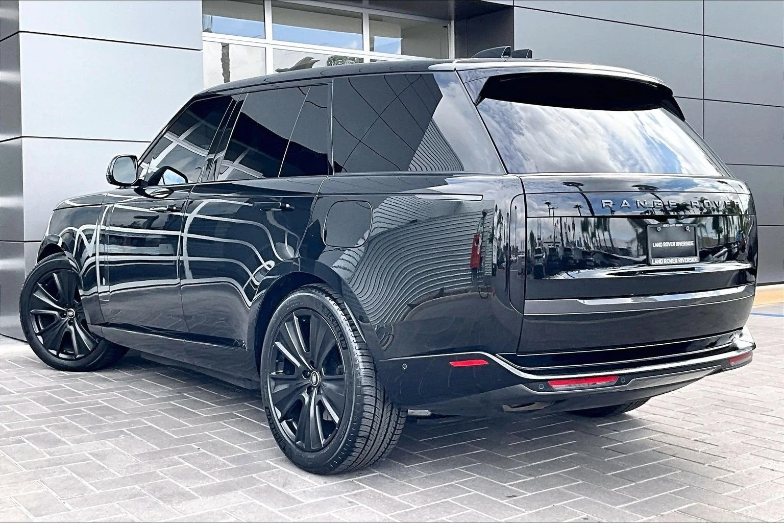 2025 Land Rover Range Rover SE Plug-in Hybrid (L460), 11/20