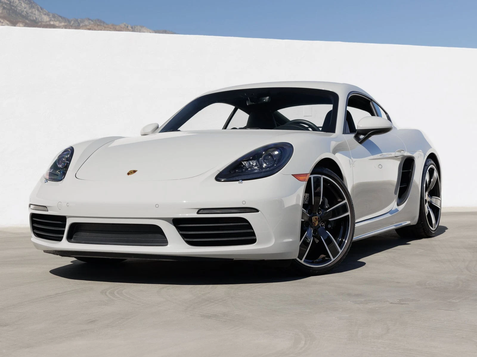 Porsche 718 Cayman · Chalk · Indigo Auto Group