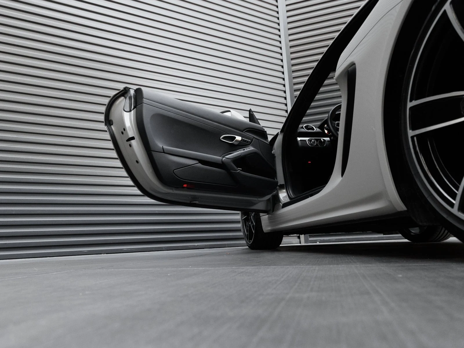 2025 Porsche 718 Cayman, 13/20