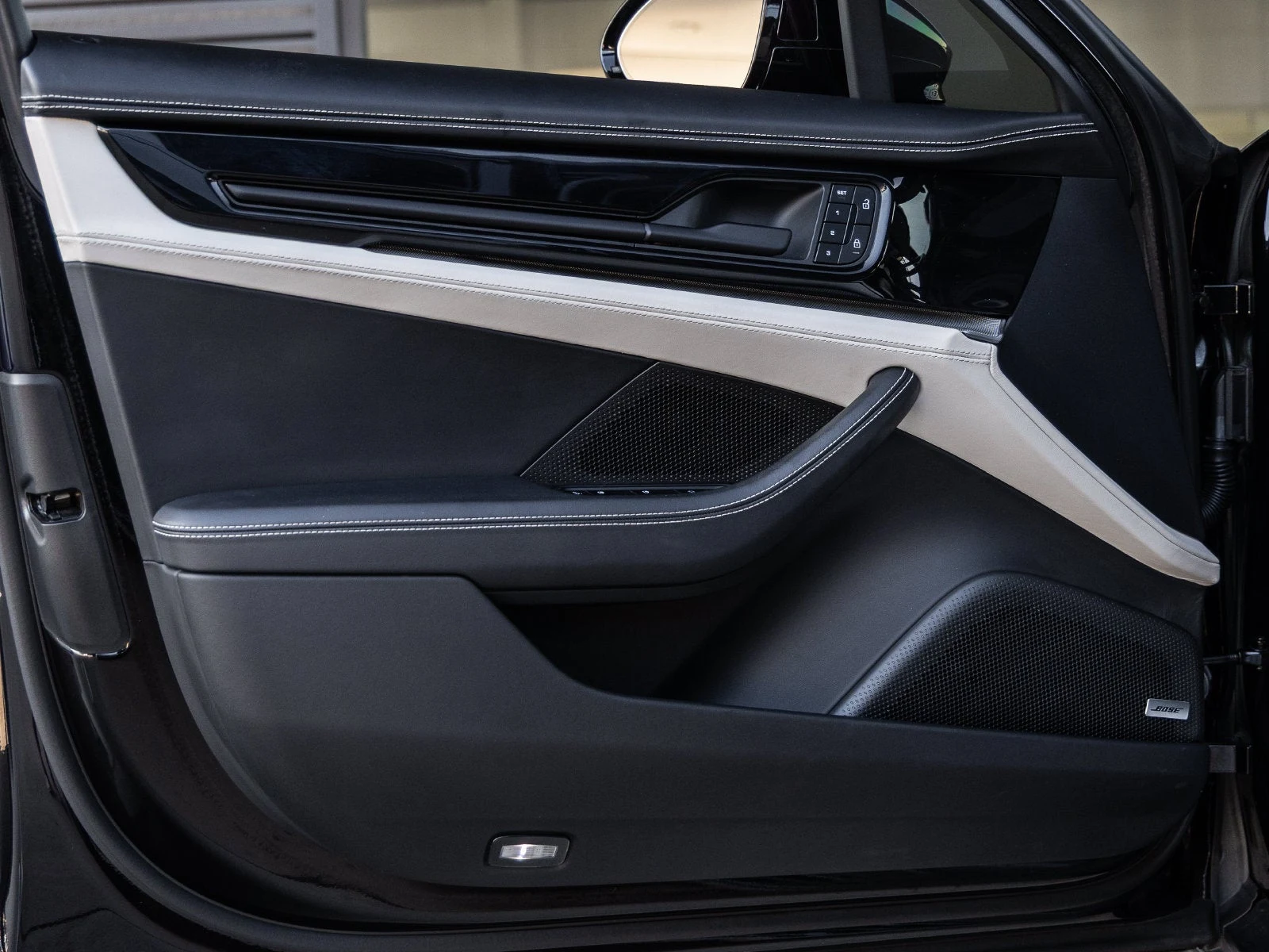 2024 Porsche Panamera (976), 18/20