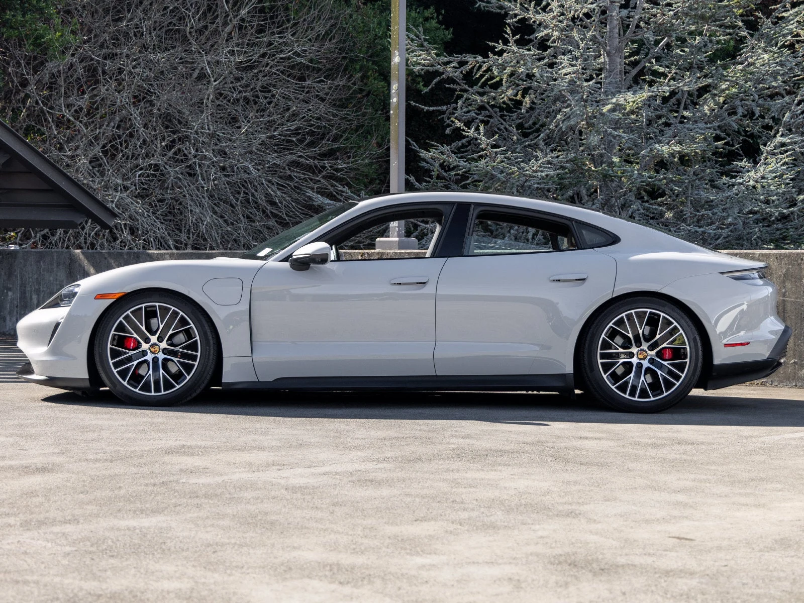 2023 Porsche Taycan 4S (Original Version), 2/20