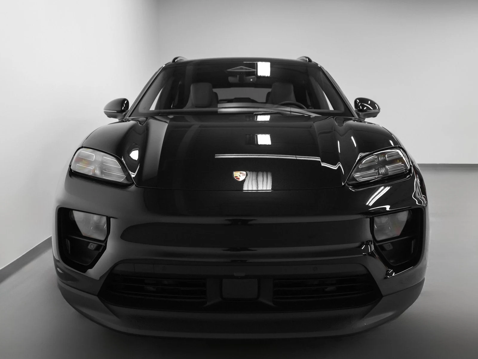 2026 Porsche Macan 4 Electric (XAB), 7/20
