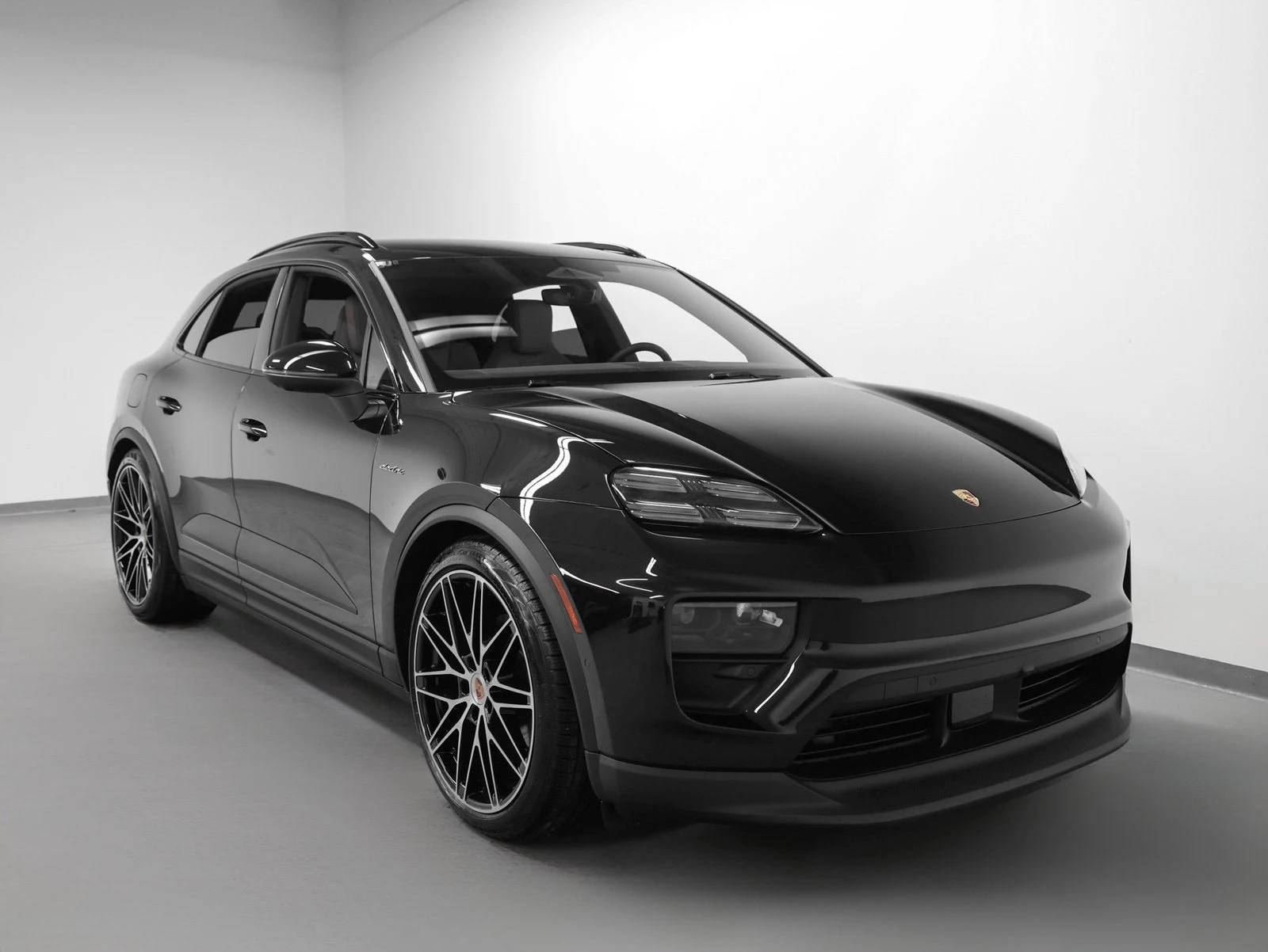 2026 Porsche Macan 4 Electric (XAB), 9/20